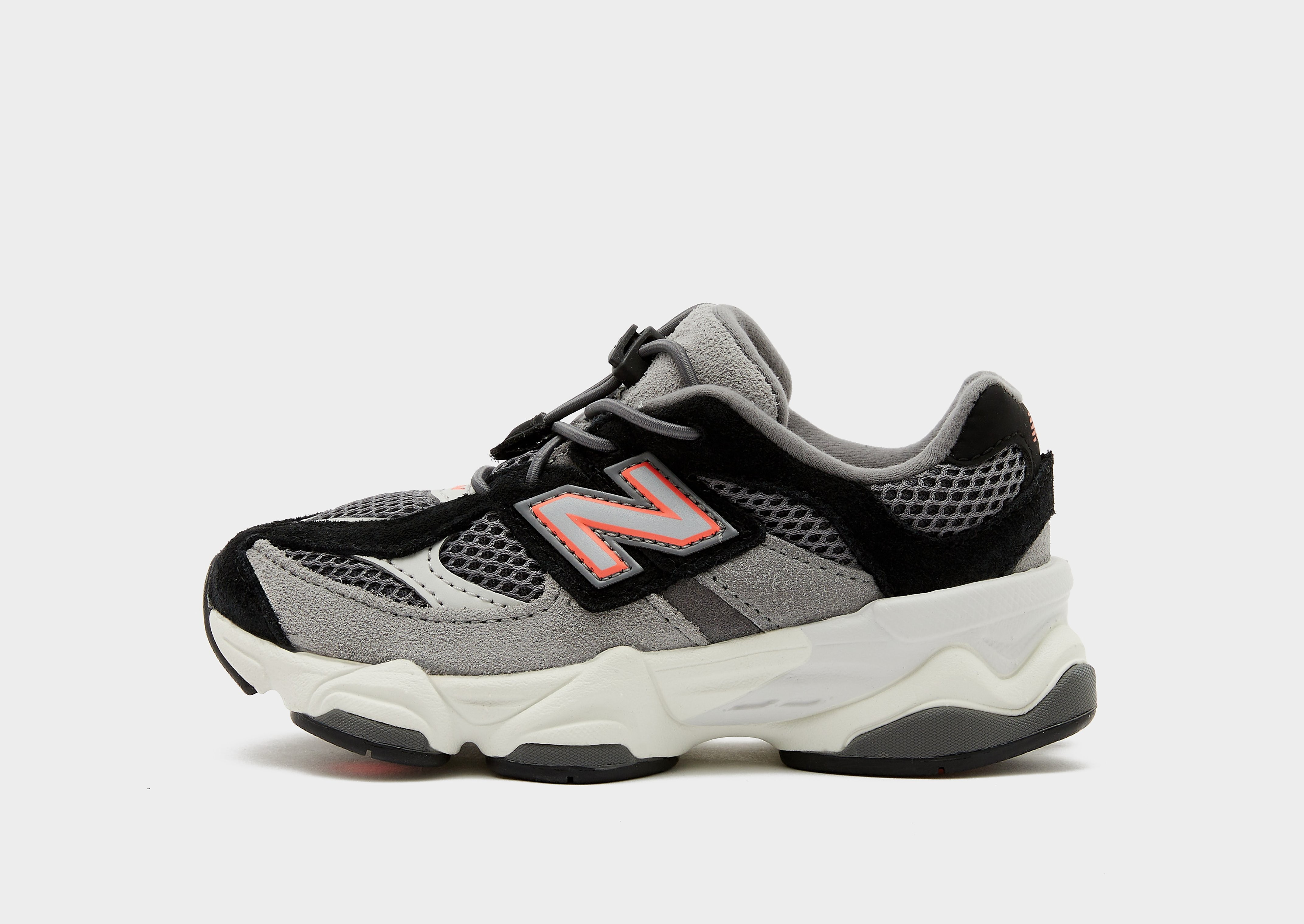 New Balance 9060 herensneaker zwart en grijs