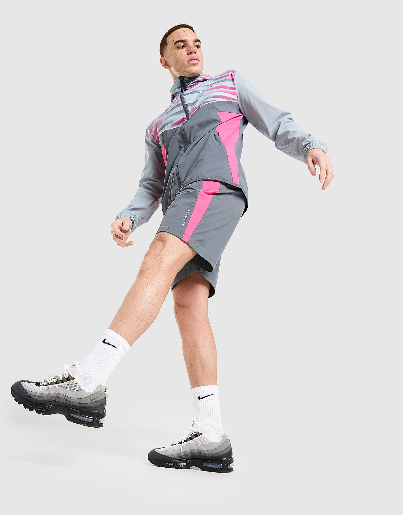 Technicals Cent Shorts - vue 1