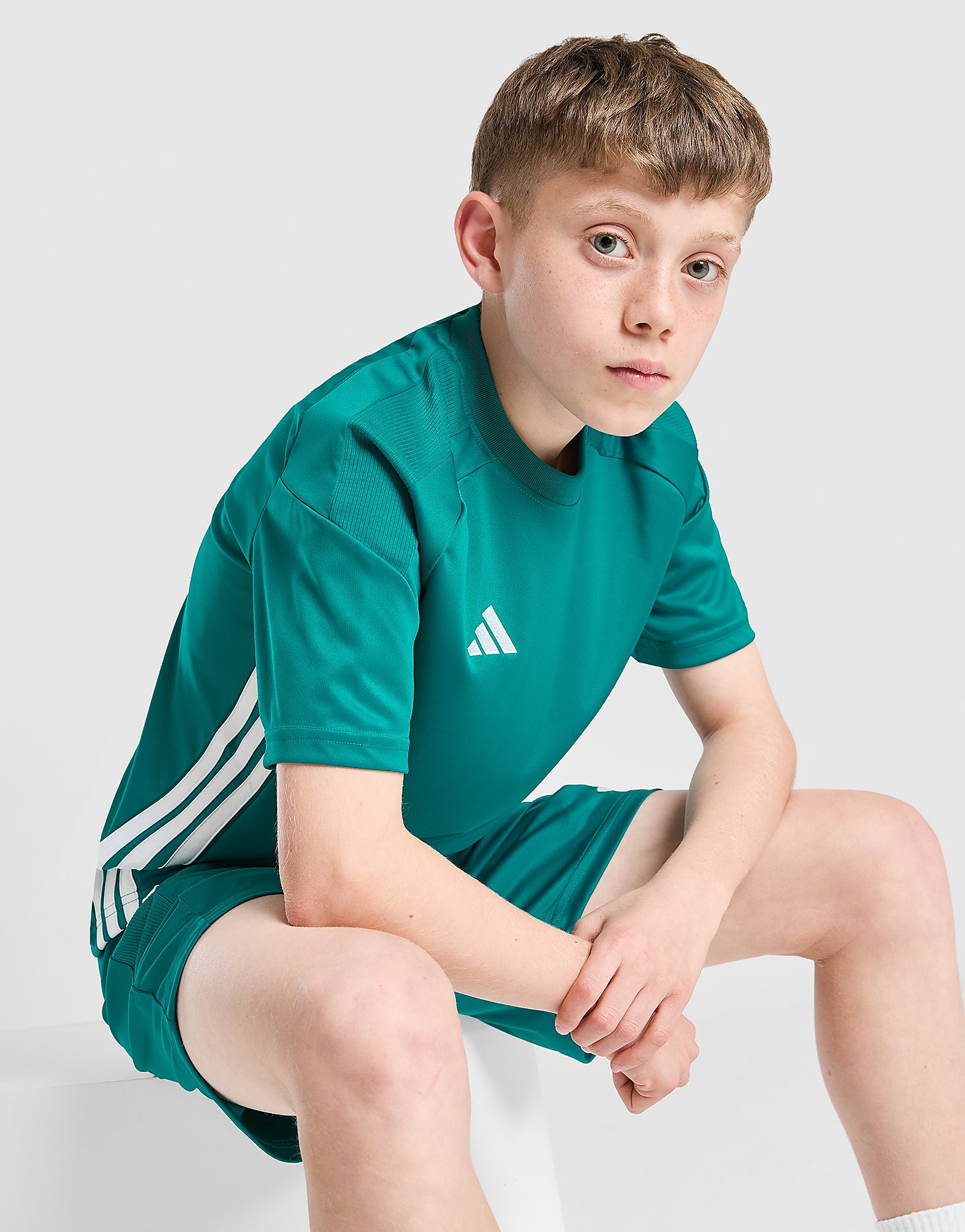 Tiro 26 Essentials Kids Trikot, Grün - unisex - Size: 7-8Y
