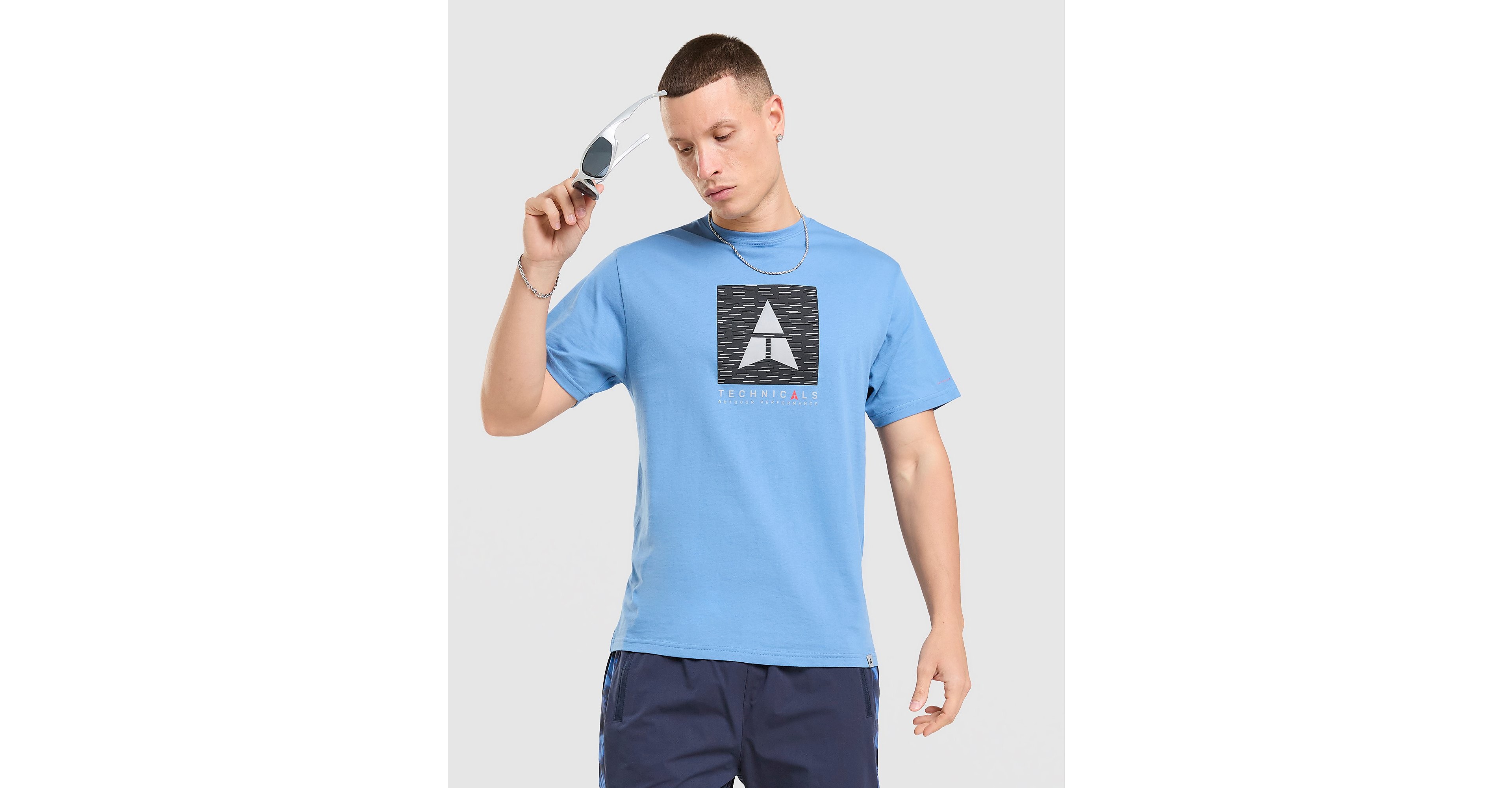 Hold T-Shirt