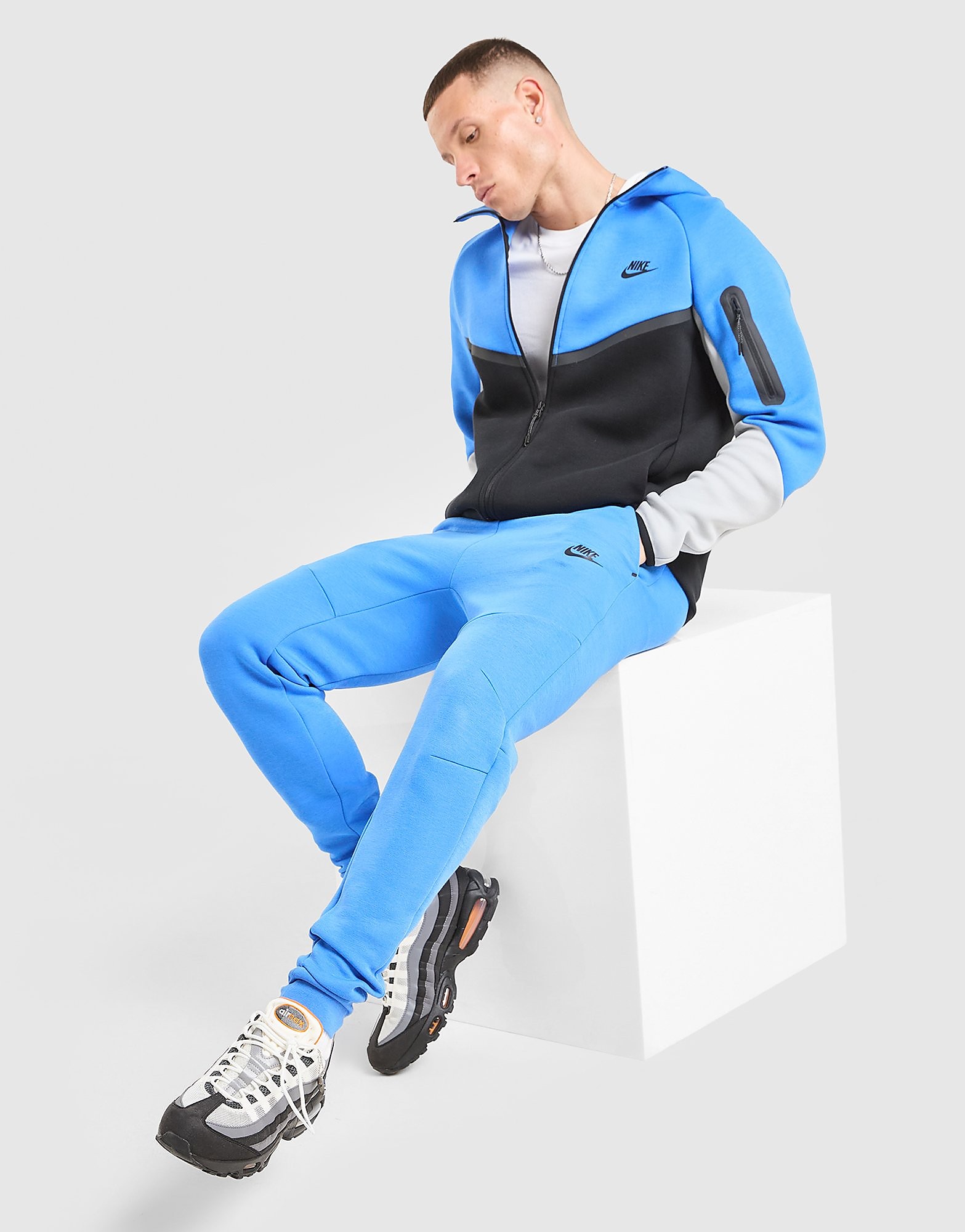 Nike Pantalon de jogging Tech Fleece Homme - vue 1