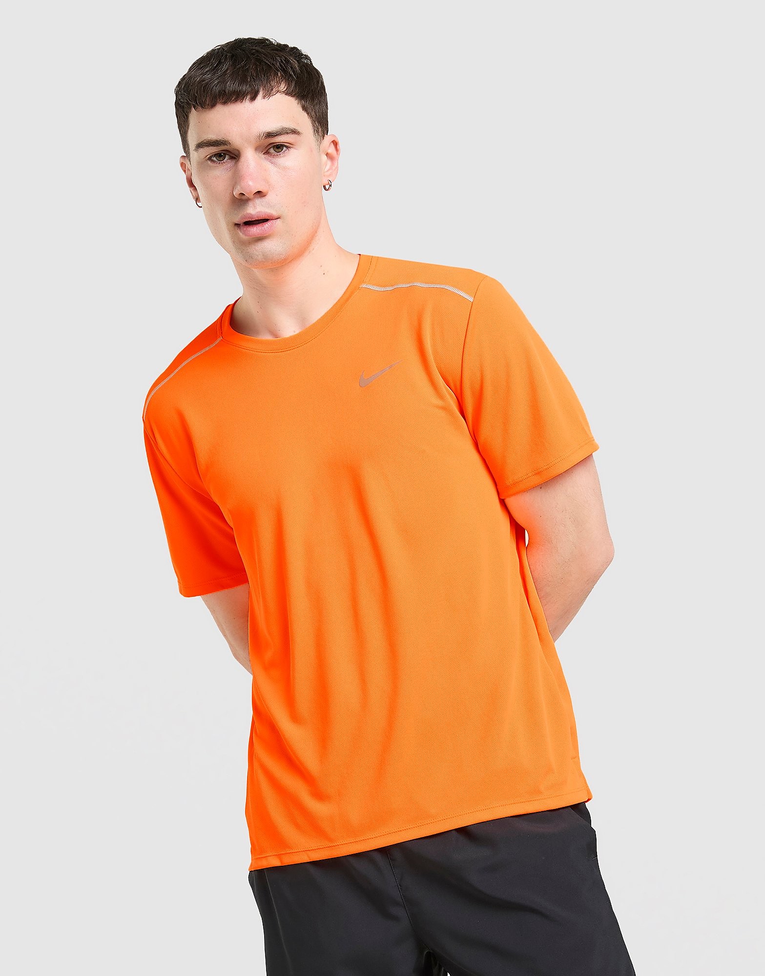 Nike Uomo Arancione  Miler T-Shirt Taglia XL, JD Sports