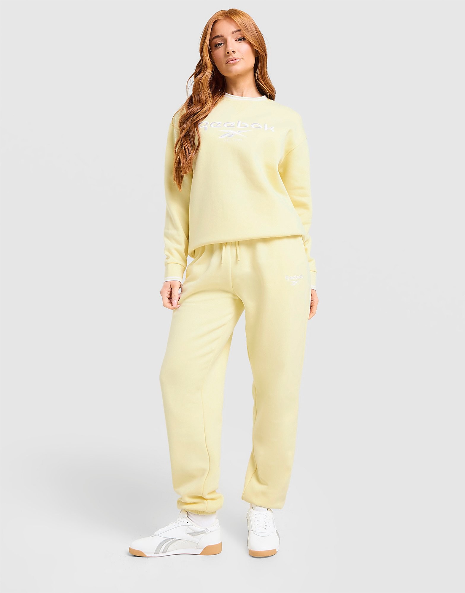Reebok Pantalon de jogging avec chevilles resserrées Retro Crème Crème