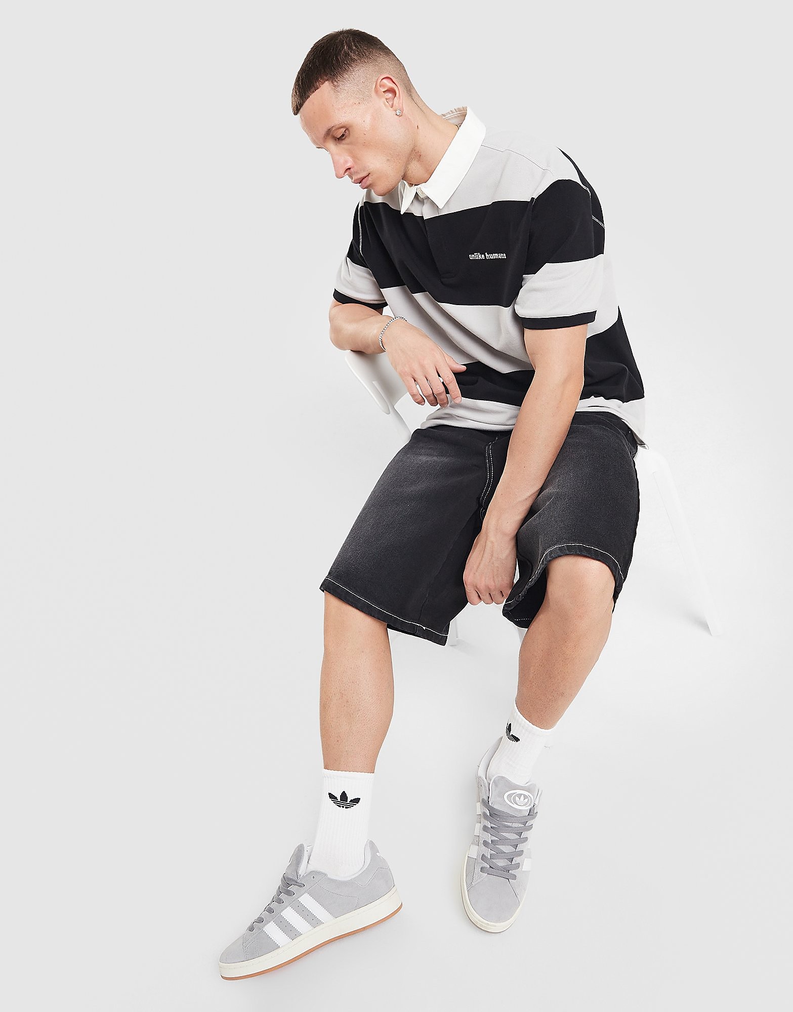 Unlike Humans Yen Jorts - vue 1