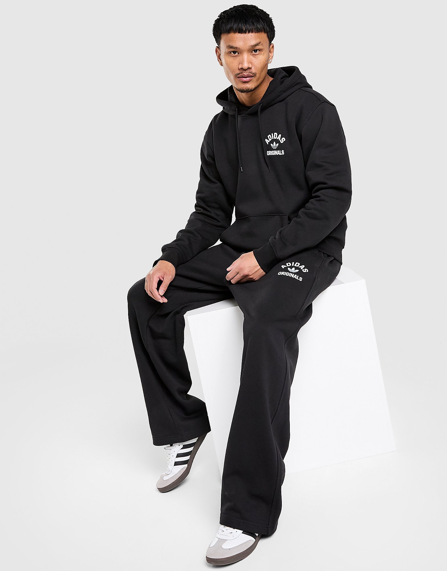 adidas Originals Trefoil Graphic Joggers