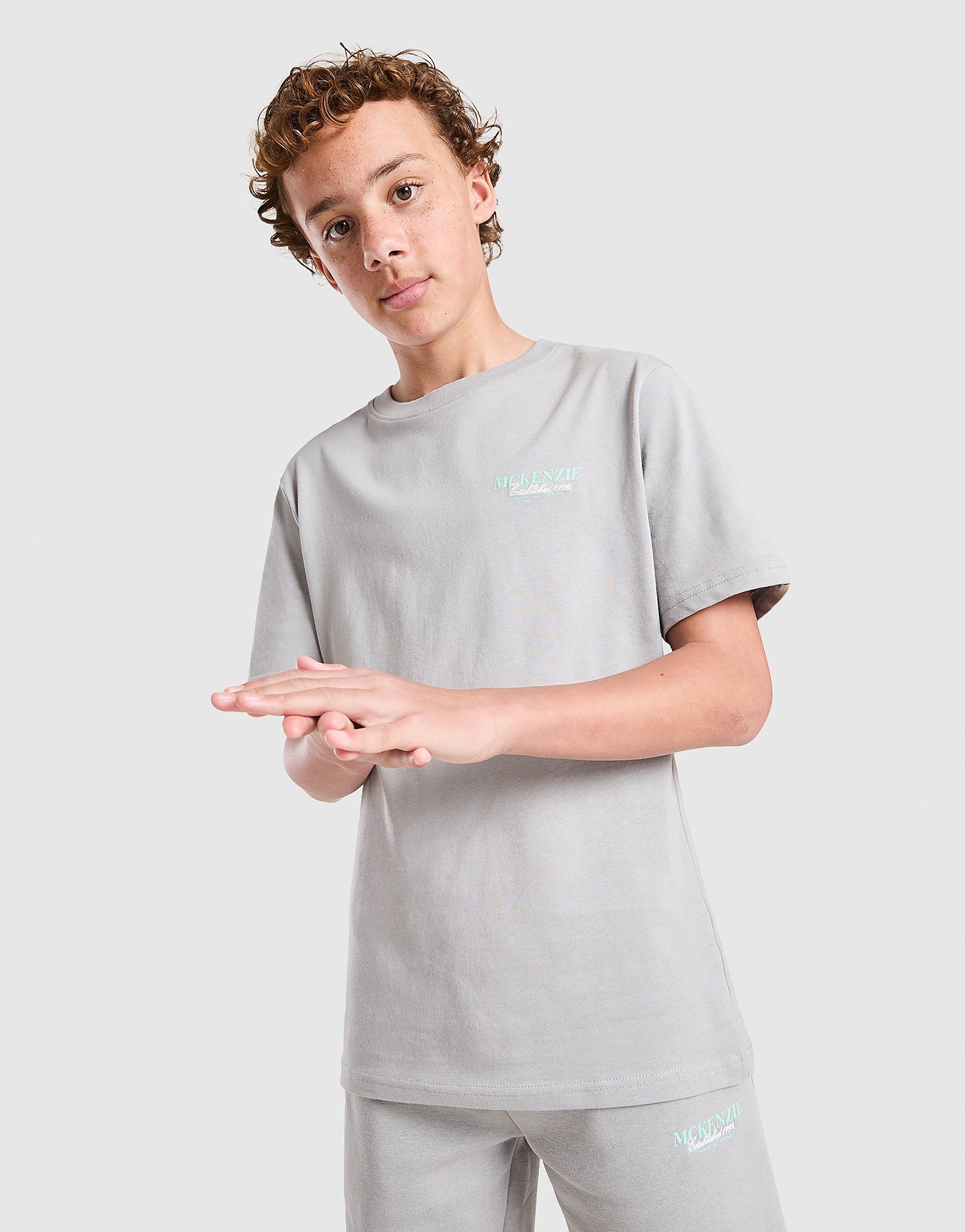 McKenzie Type T-Shirt Junior, Grau