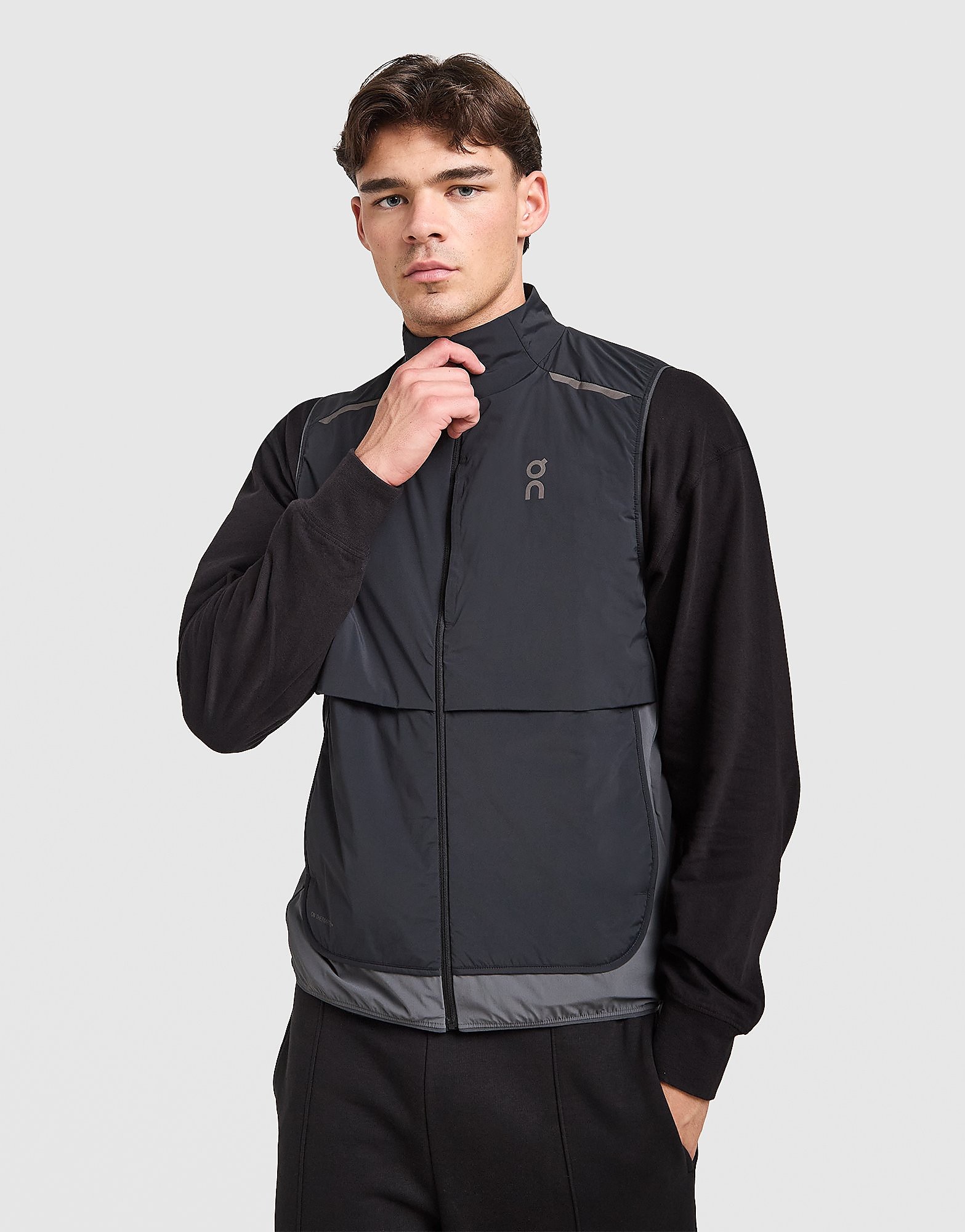 On Running Weather Vest, svart