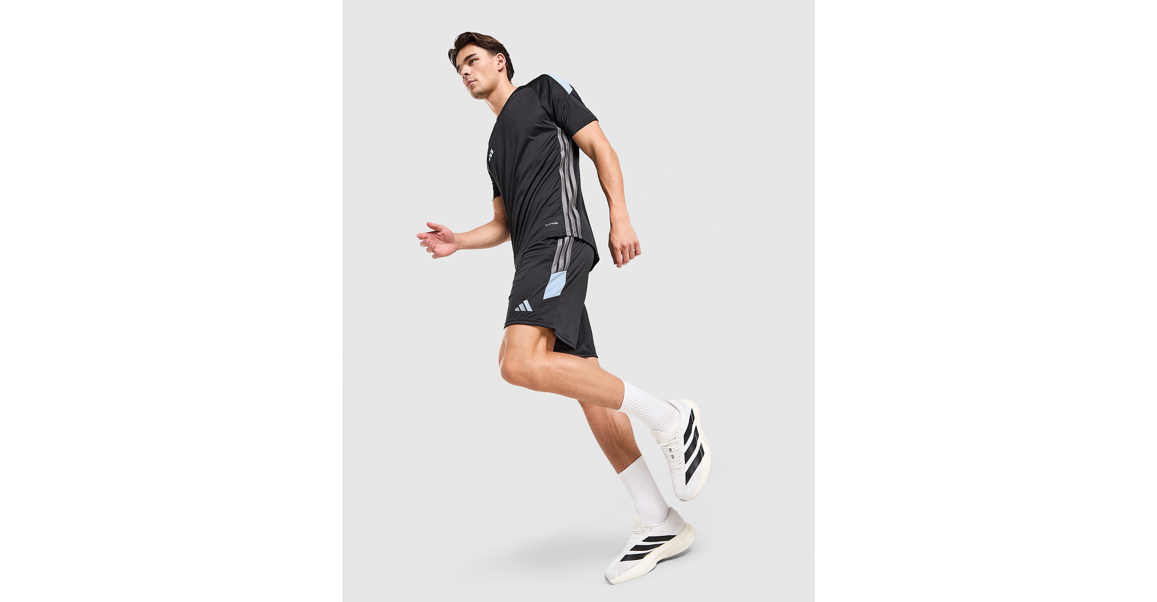 Tiro 26 Essentials Shorts