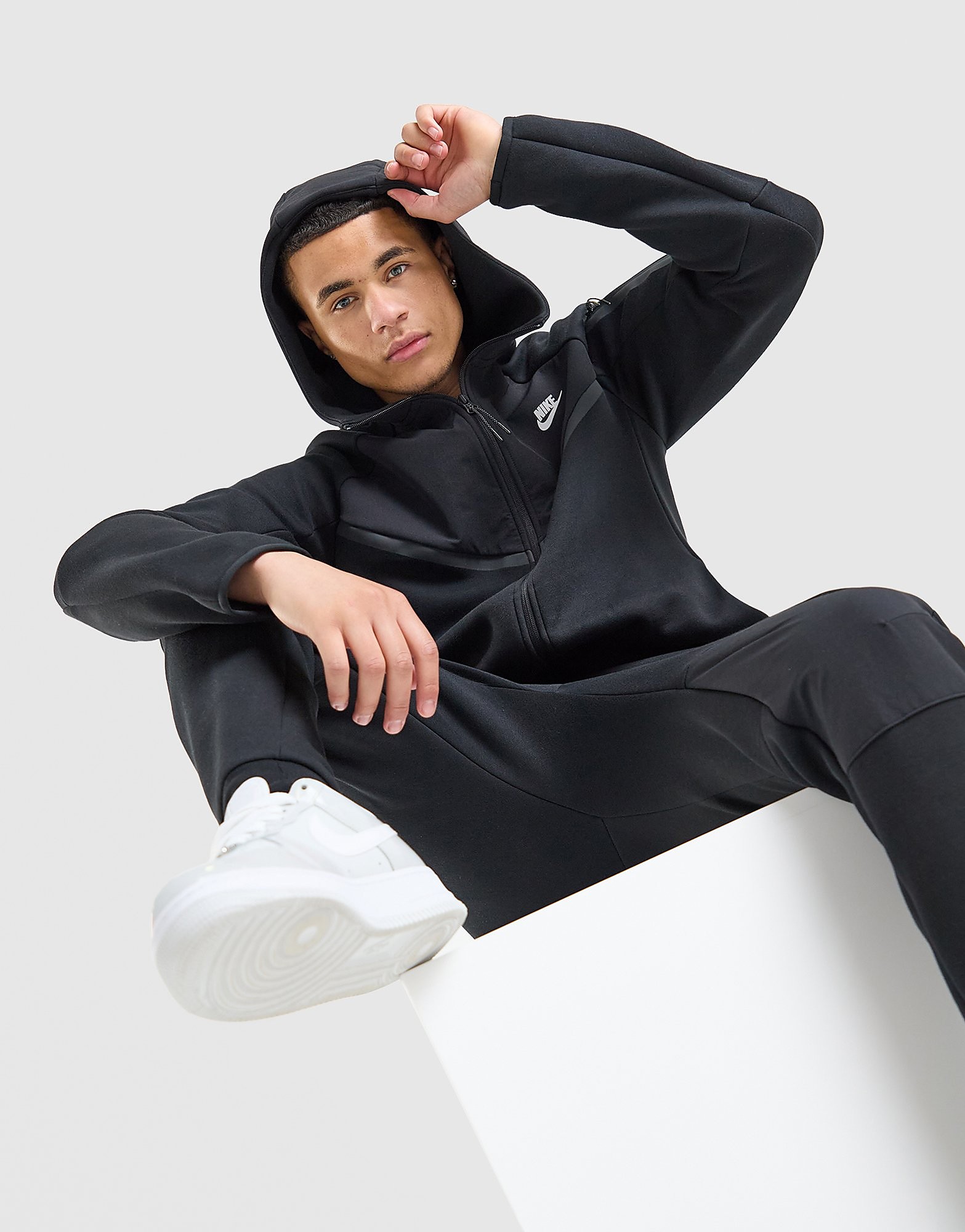 Nike Sweat à capuche zippé Tech Mix