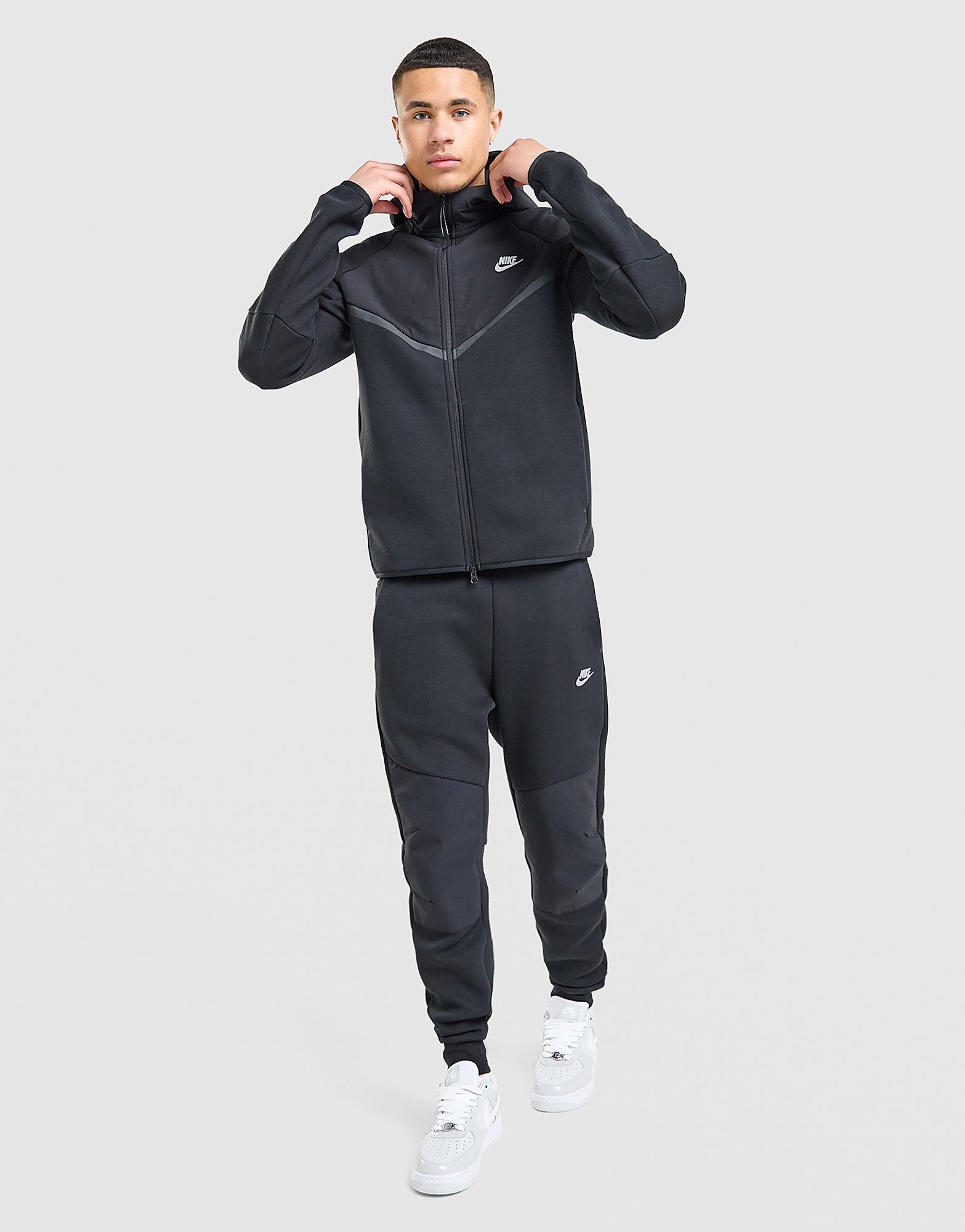 Mens Joggers Tech Mix - Nero, nero nero Uomo taglia M