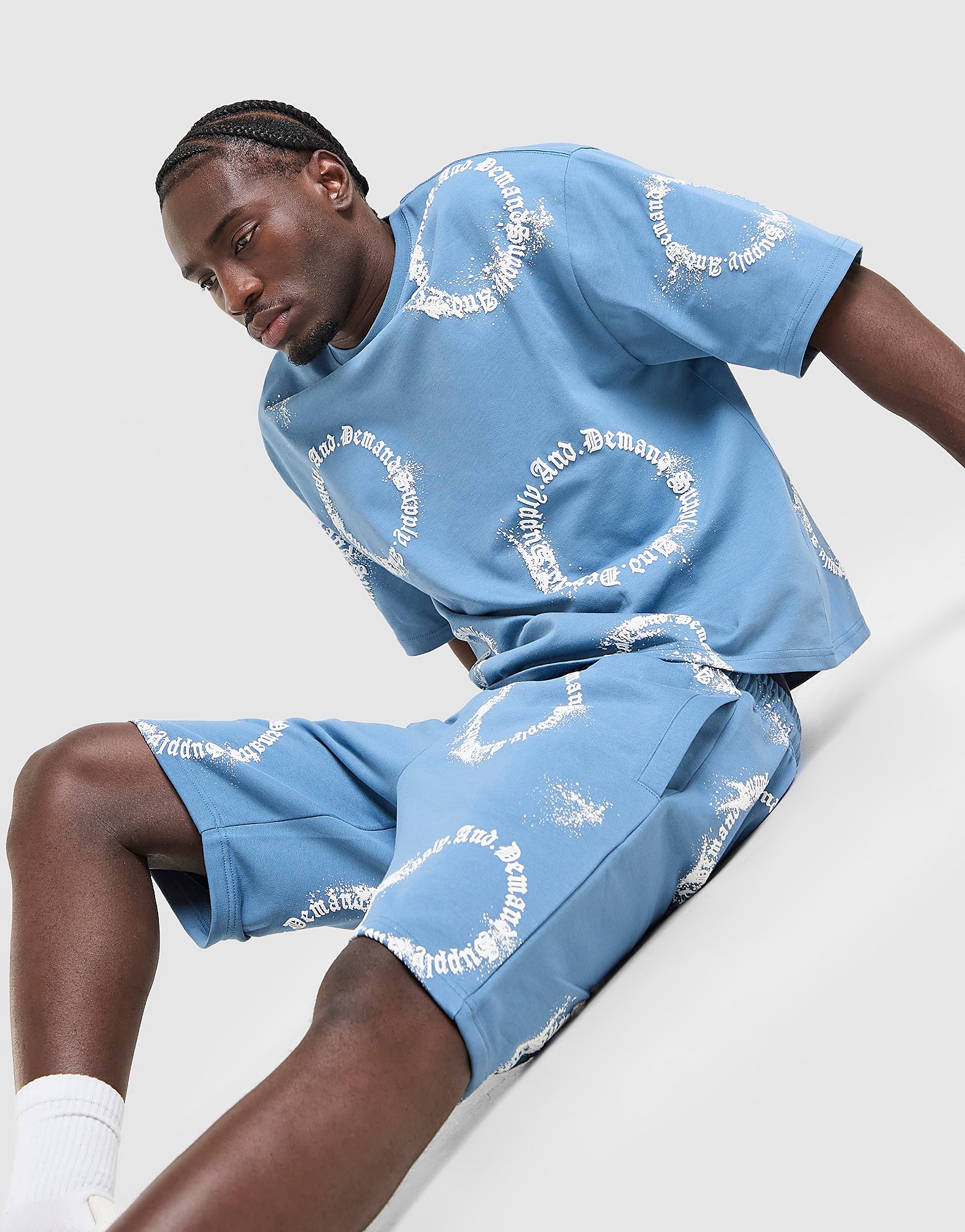 Supply & Demand Circle T Shirt - vue 1