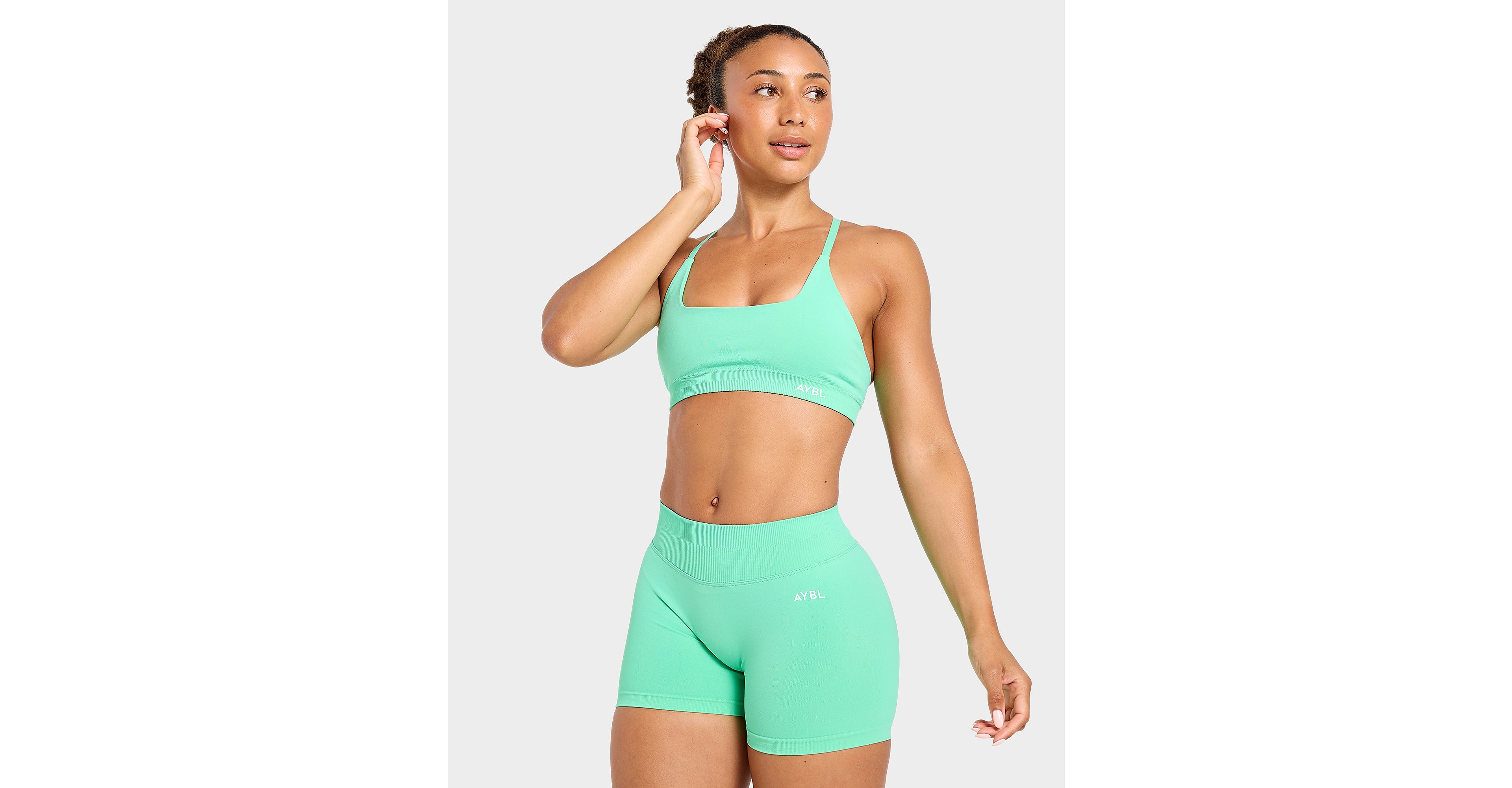 Enhance Seamless Sports Bra