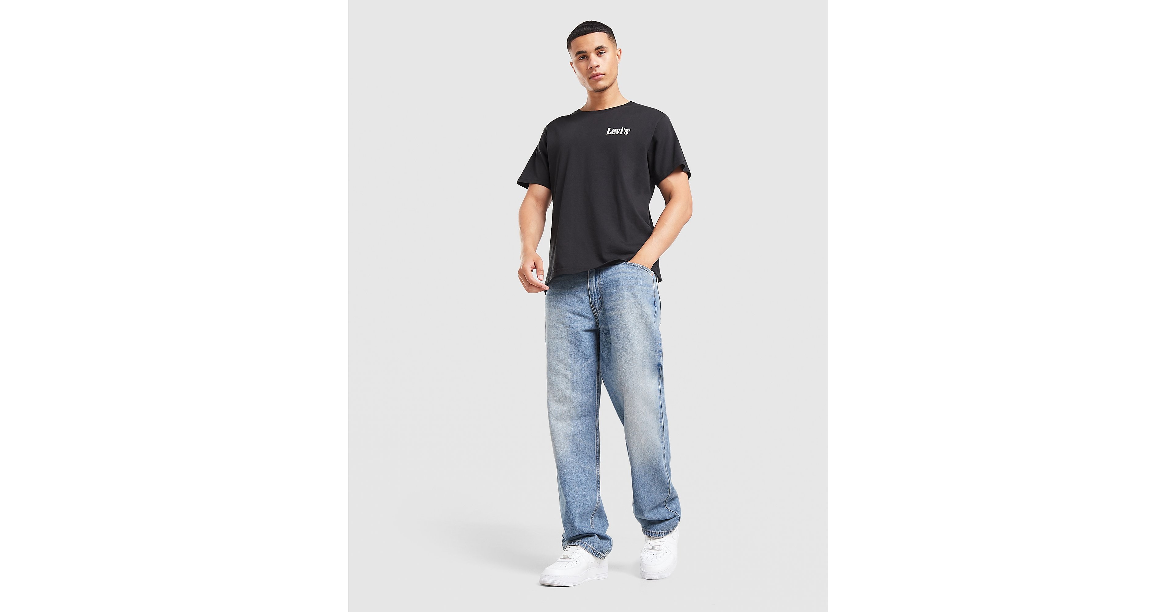 565 Relaxed Straight Leg Jeans