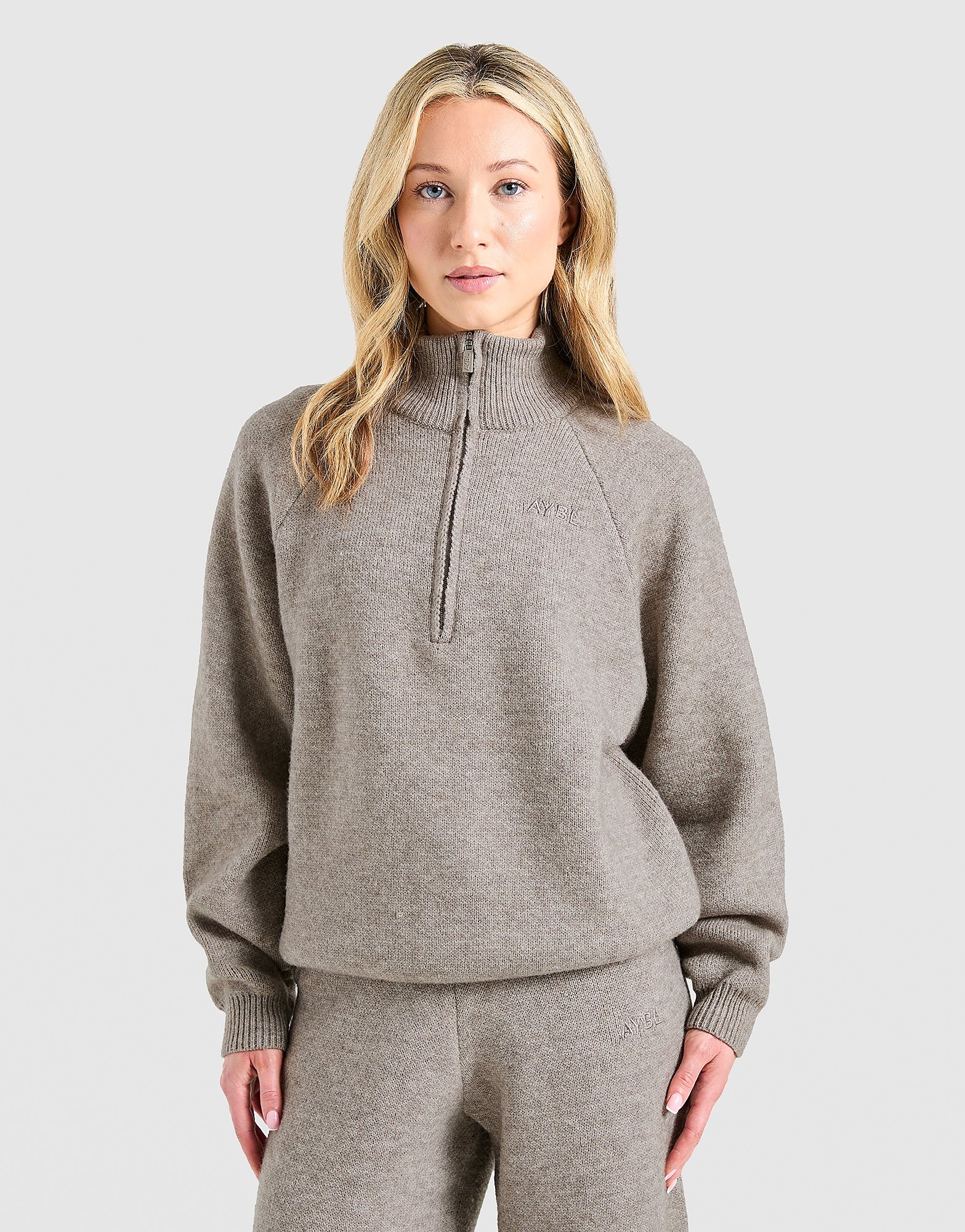 AYBL Soft Knit 1/4 Zip Sweatshirt - Bruin- Dames, Bruin