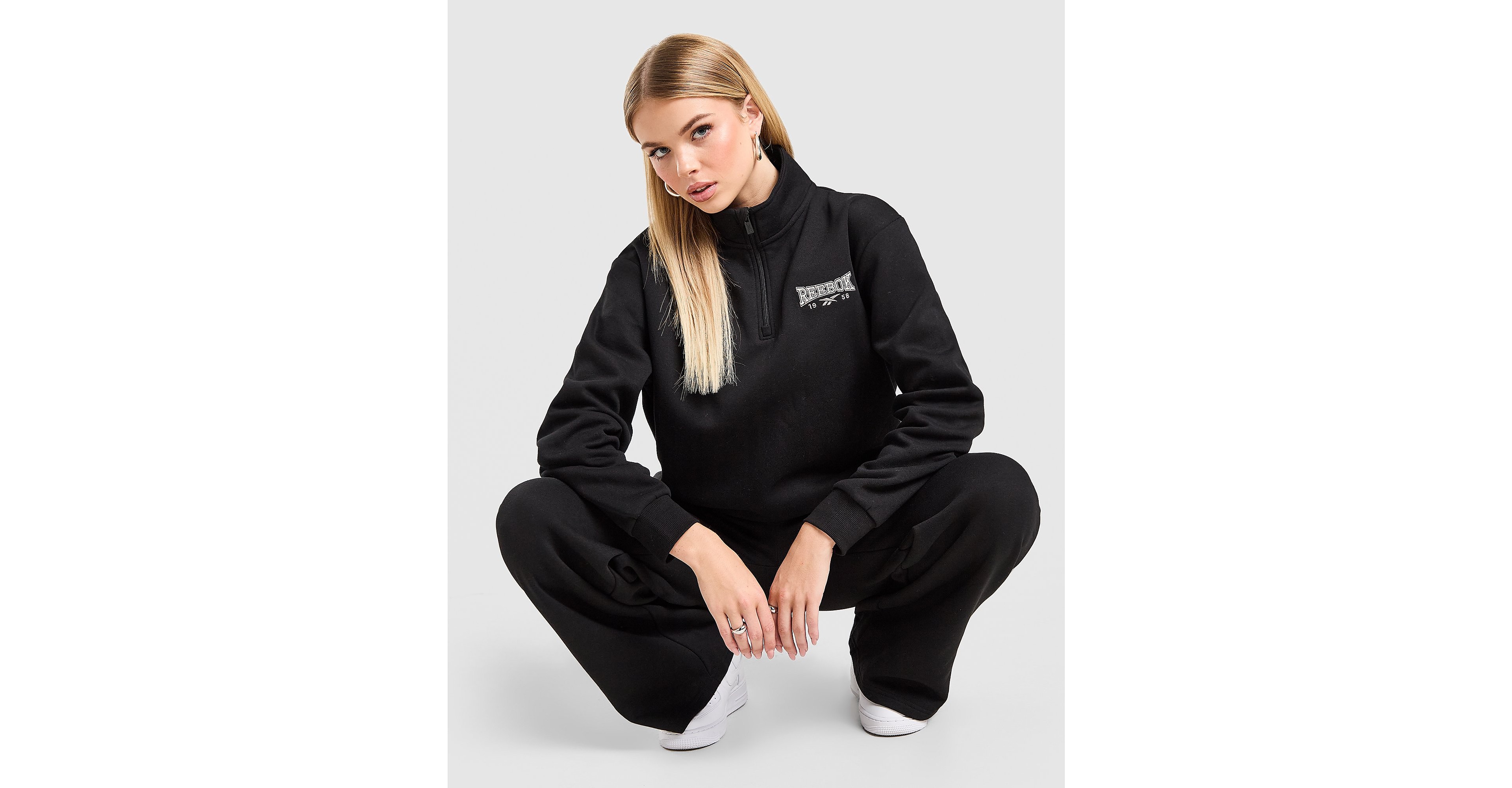 College 1/4 Zip Sweatshirt