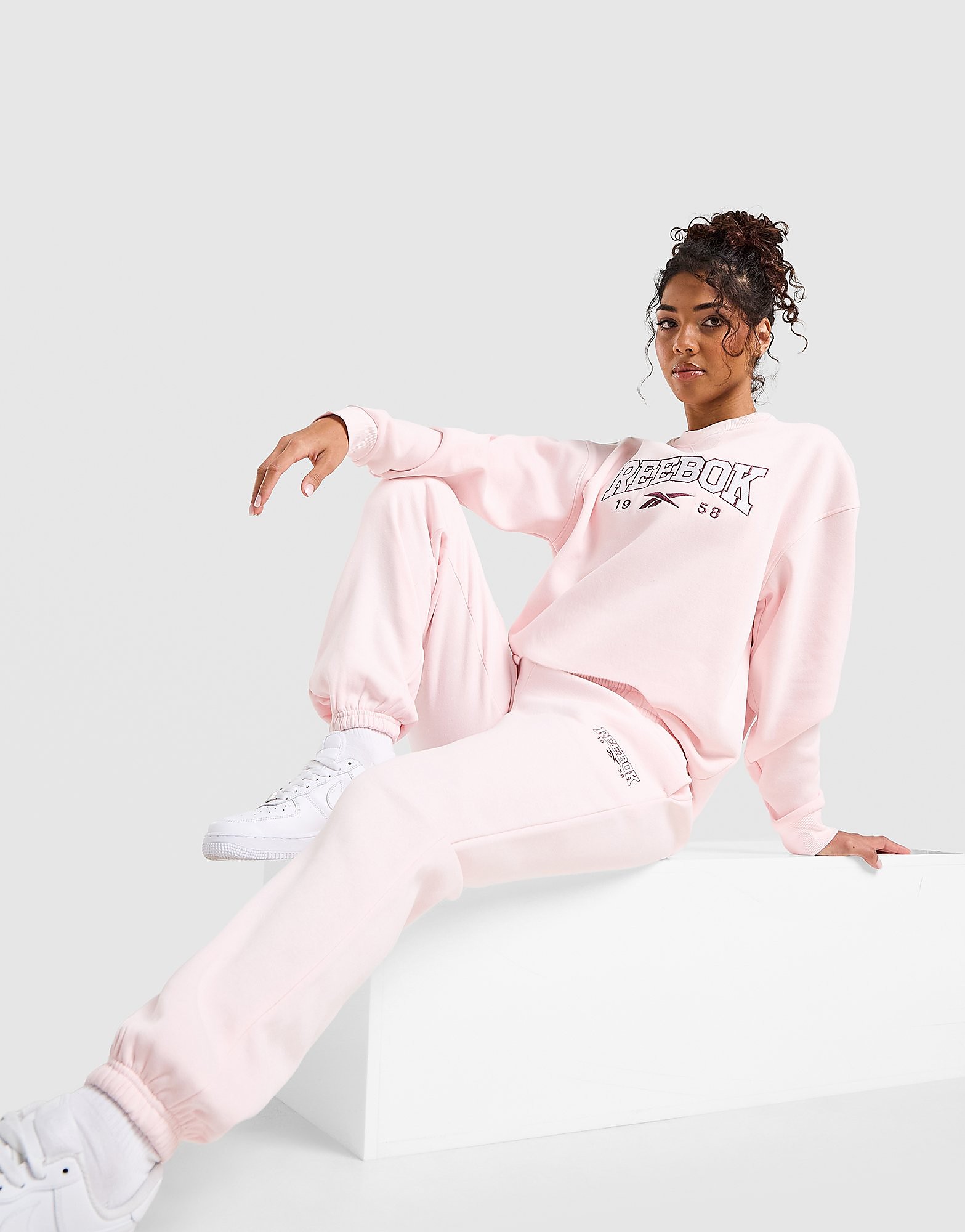 Reebok College Cuffed Joggers Roze- Dames Roze