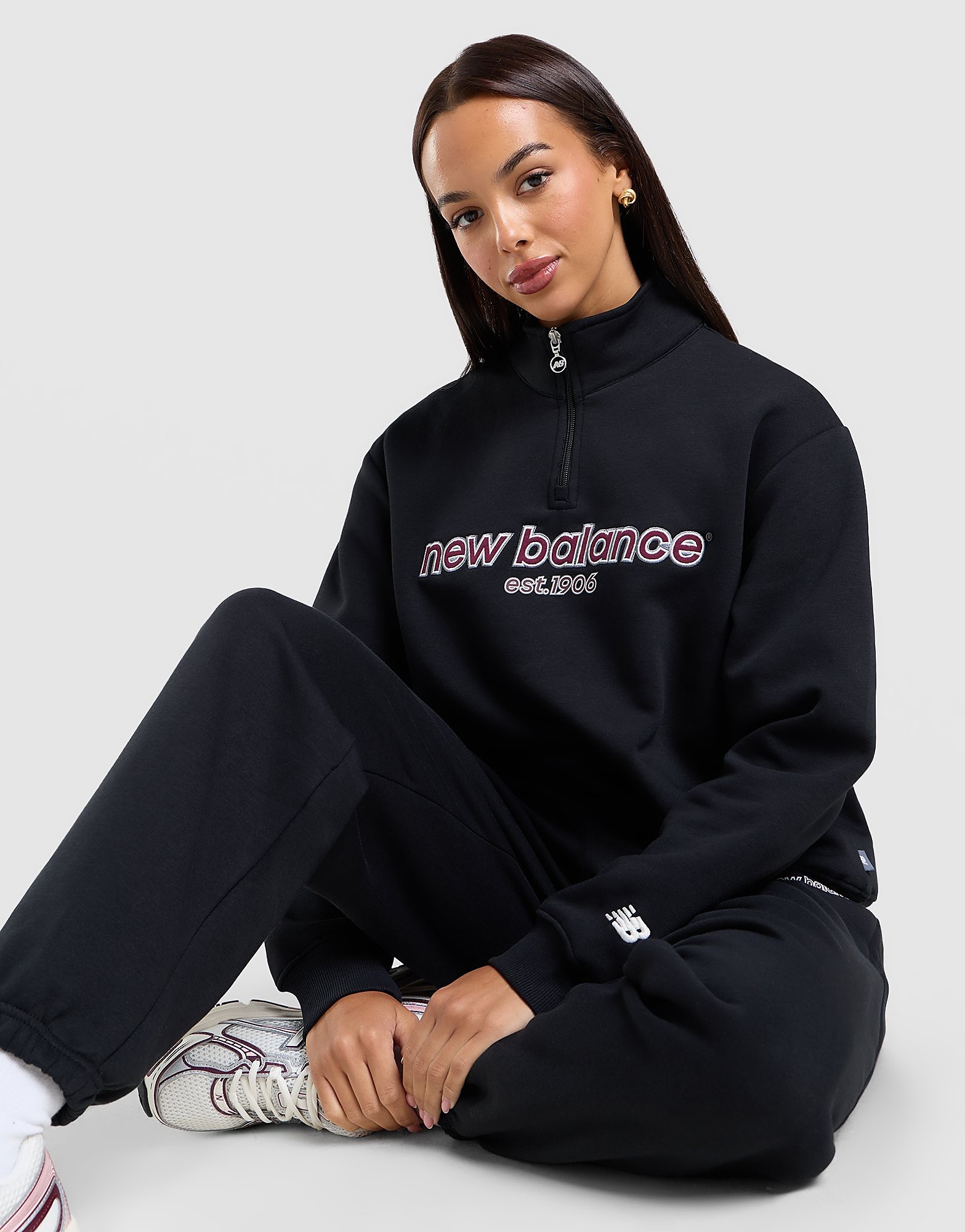 New Balance Collegiate Cropped 1/4 Zip Sweatshirt - Zwart- Dames, Zwart