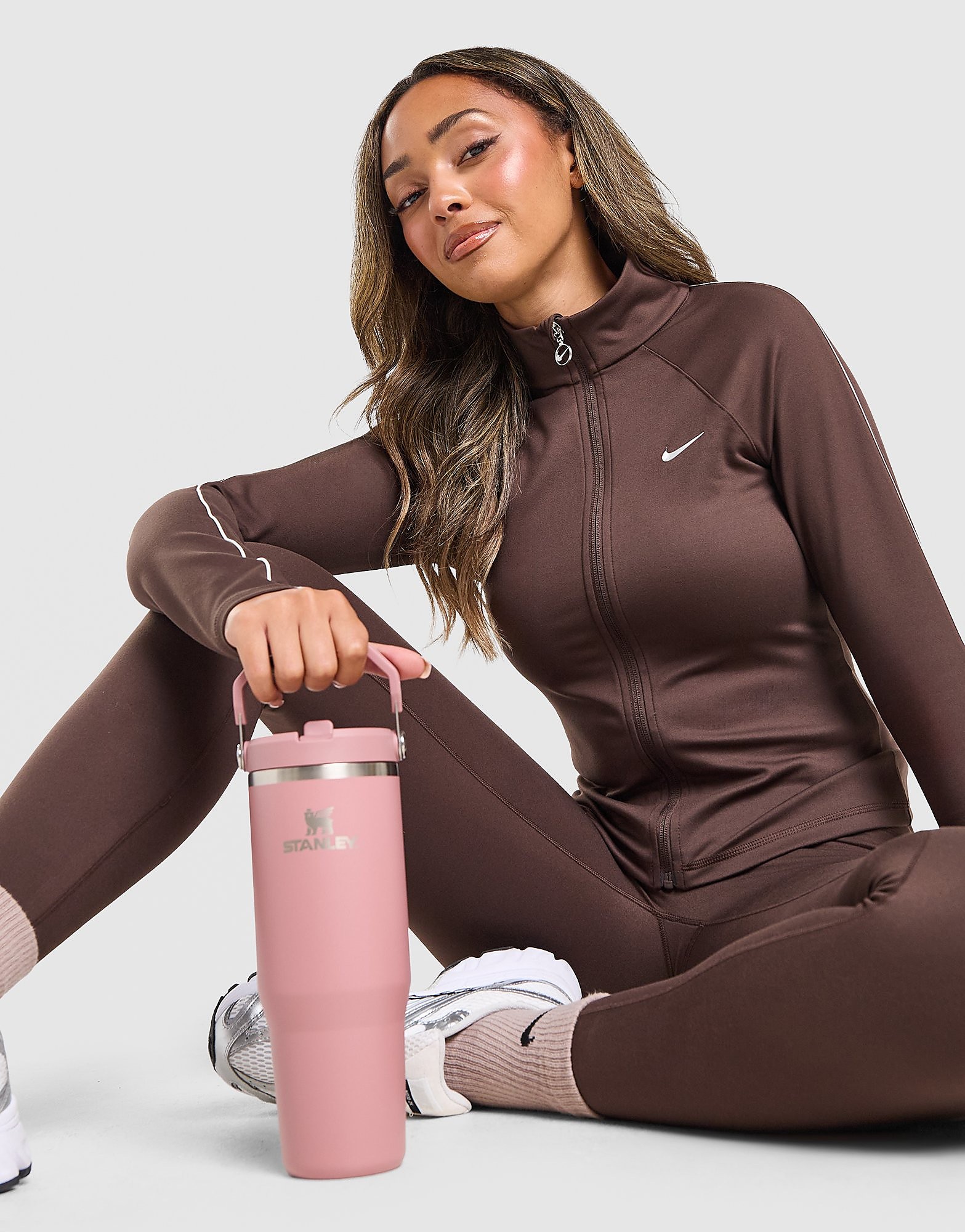 Nike Damesjack Sportswear - Bruin- Dames, Bruin