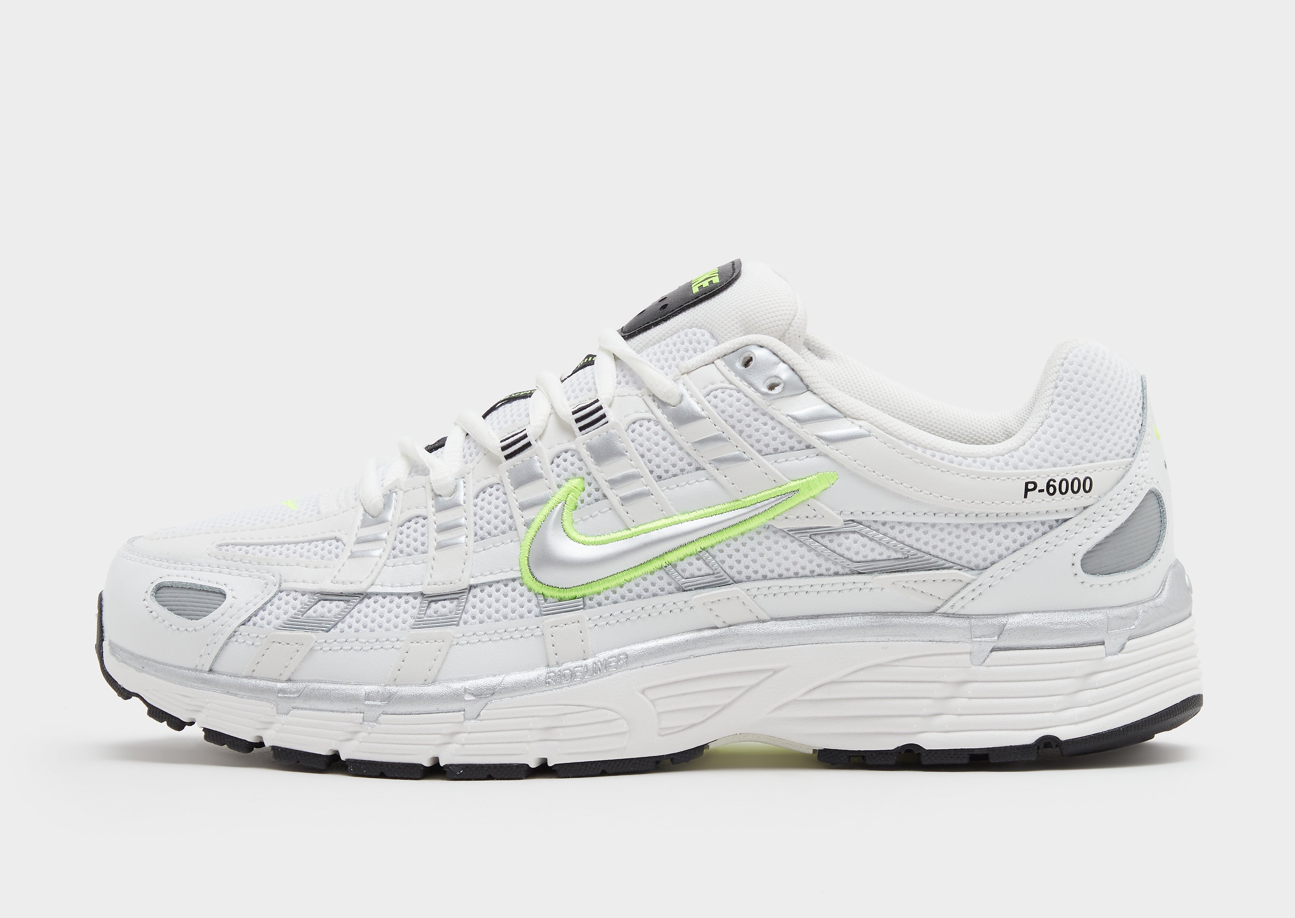 Nike P-6000, vue de côté