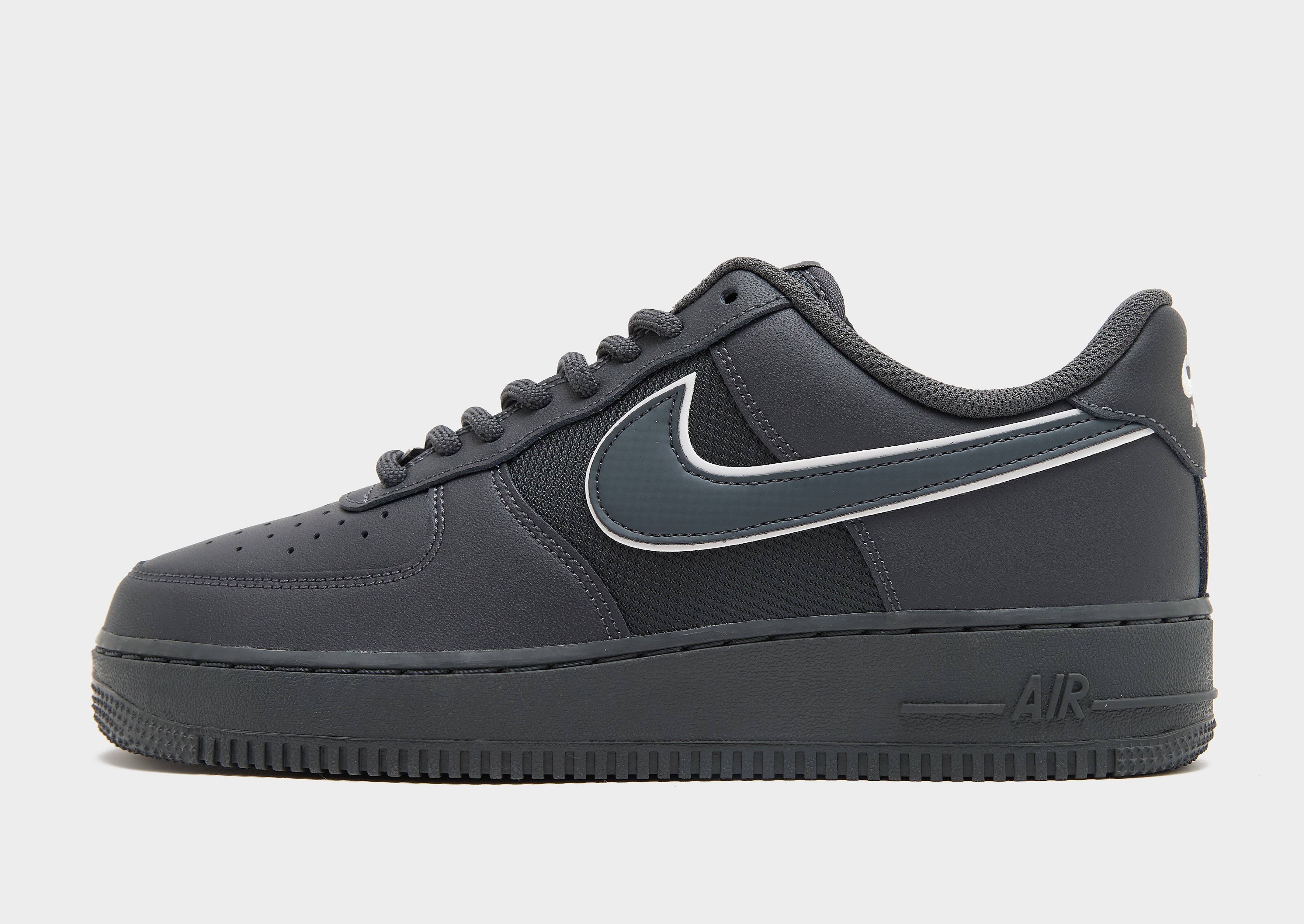 Nike Air Force 1 '07 LV8