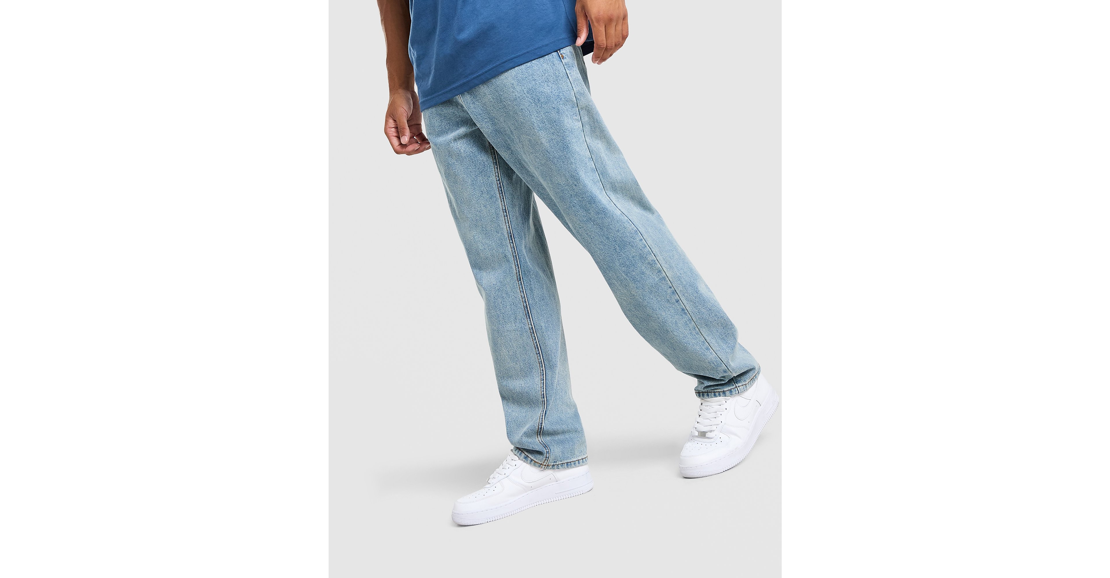 Core Relaxed Jeans