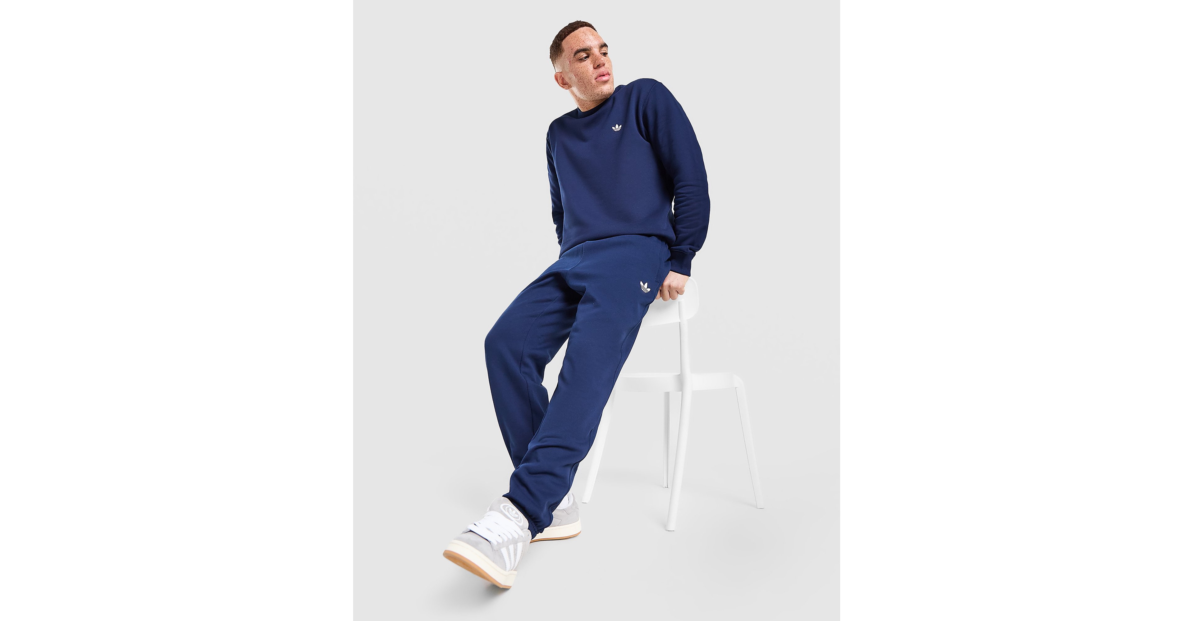 Trefoil Joggers