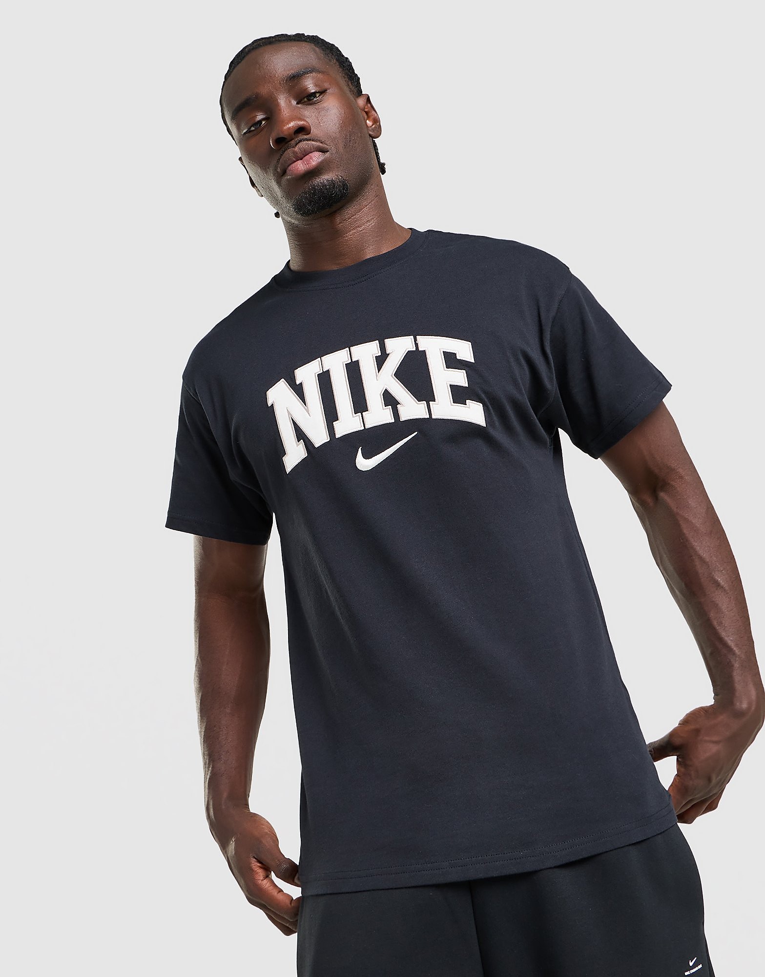 Nike Varsity T-Shirt - Zwart- Heren, Zwart