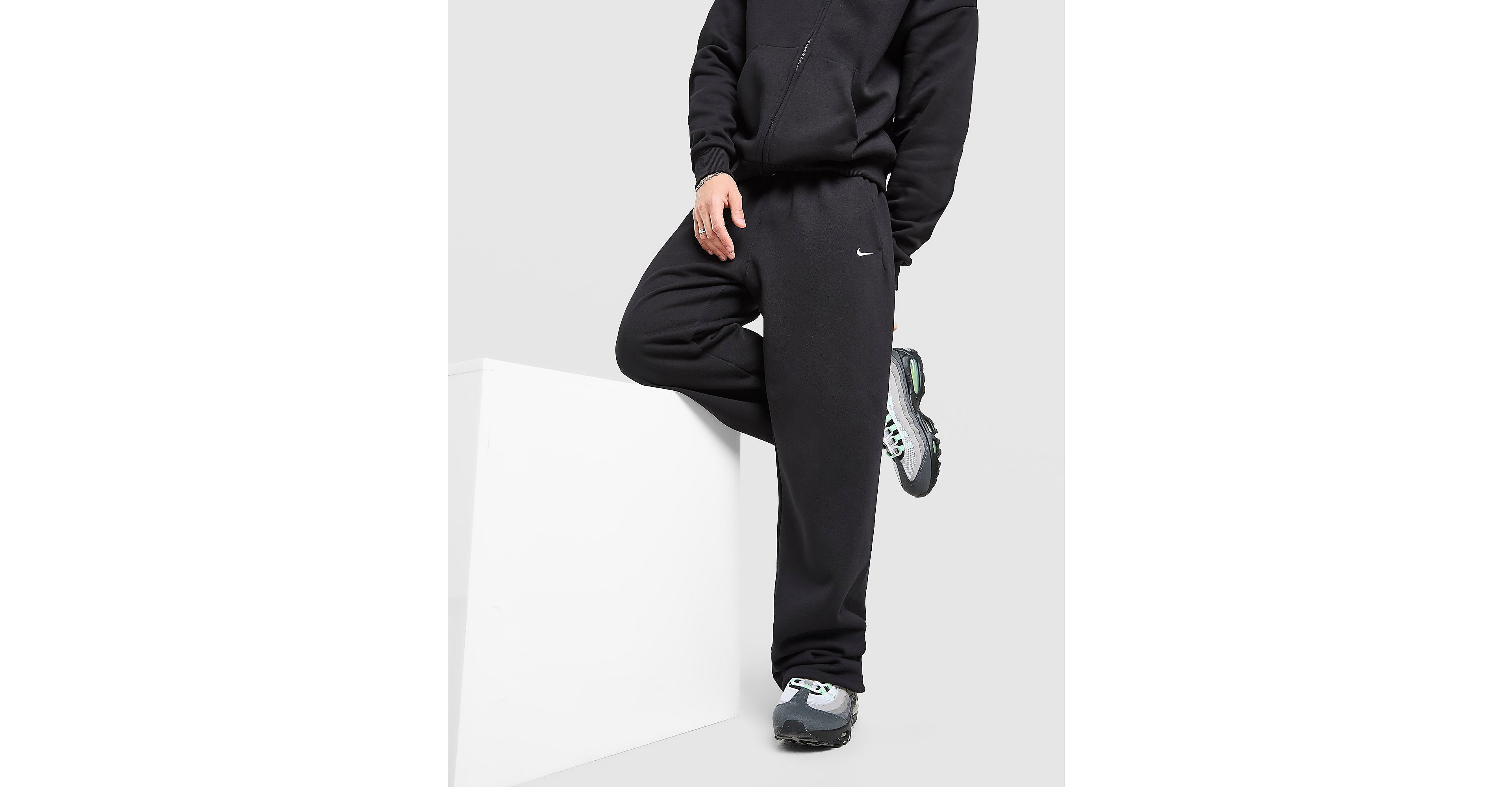 Solo Open Hem Joggers