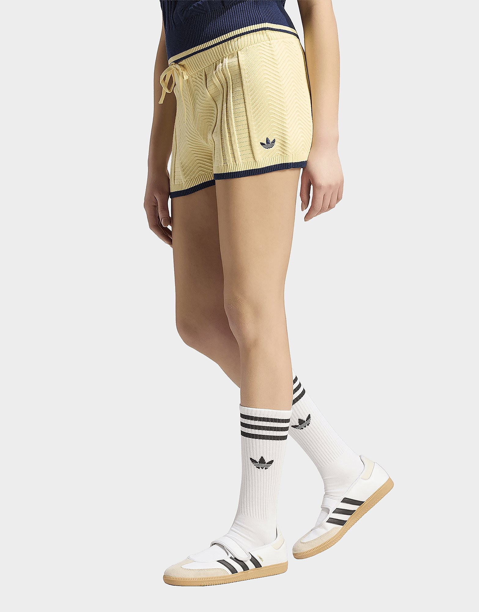 Adidas Donna Crema Pantaloncini In Maglia - Immagine 3