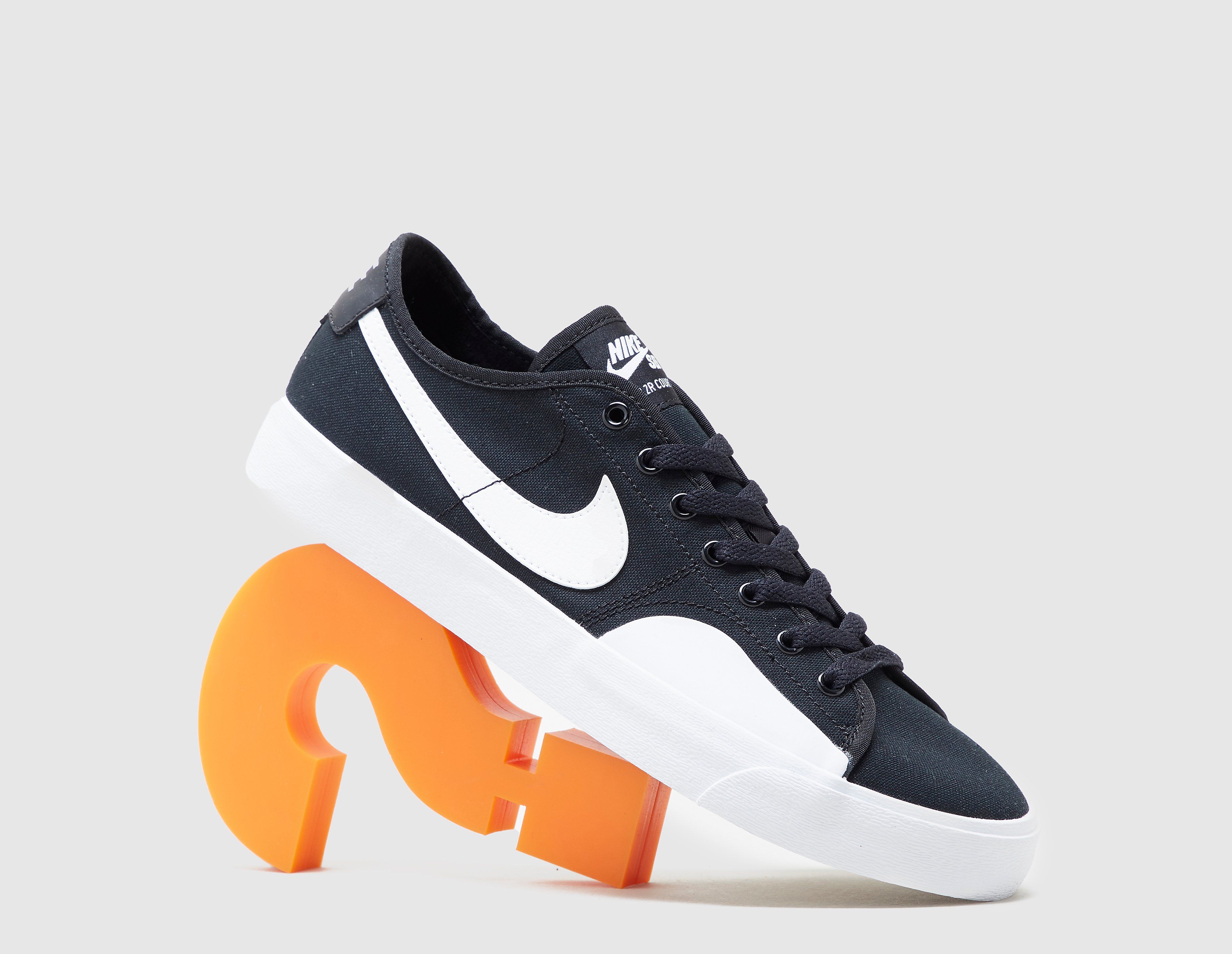 Nike SB SB Blazer Court, white