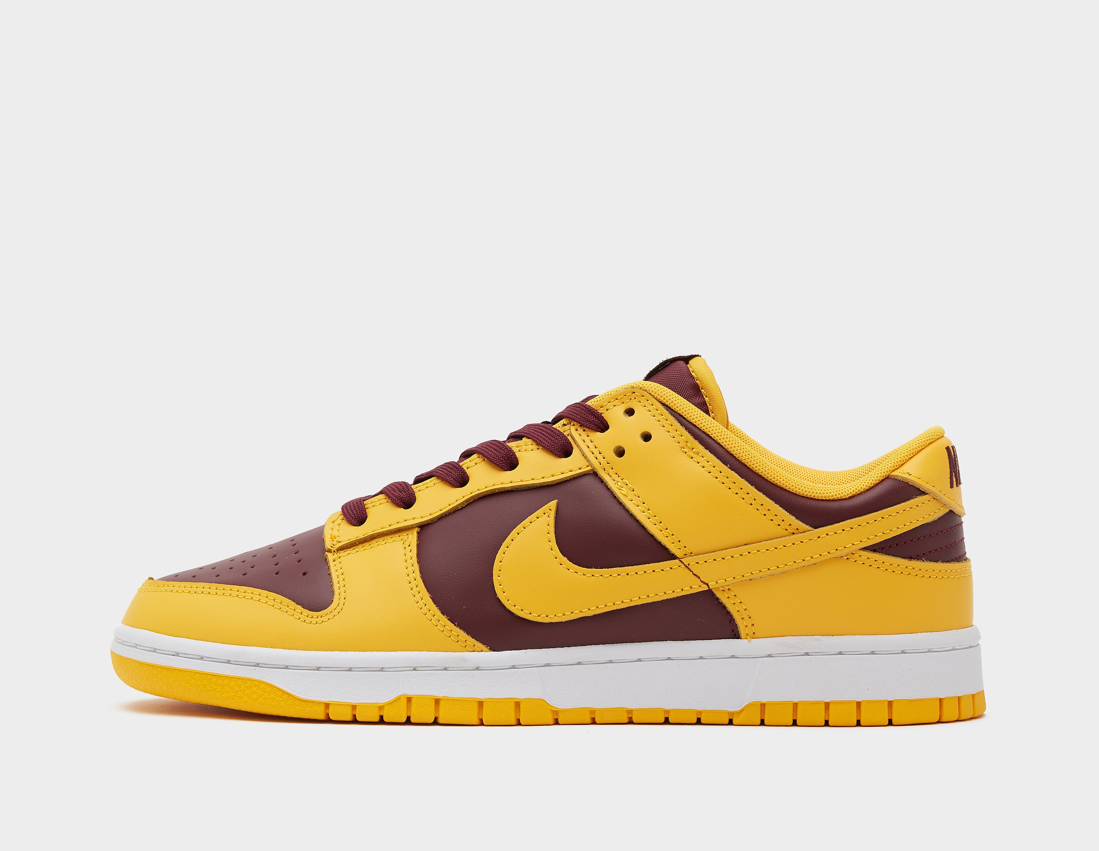 NIKE DUNK LOW - SizeOfficial