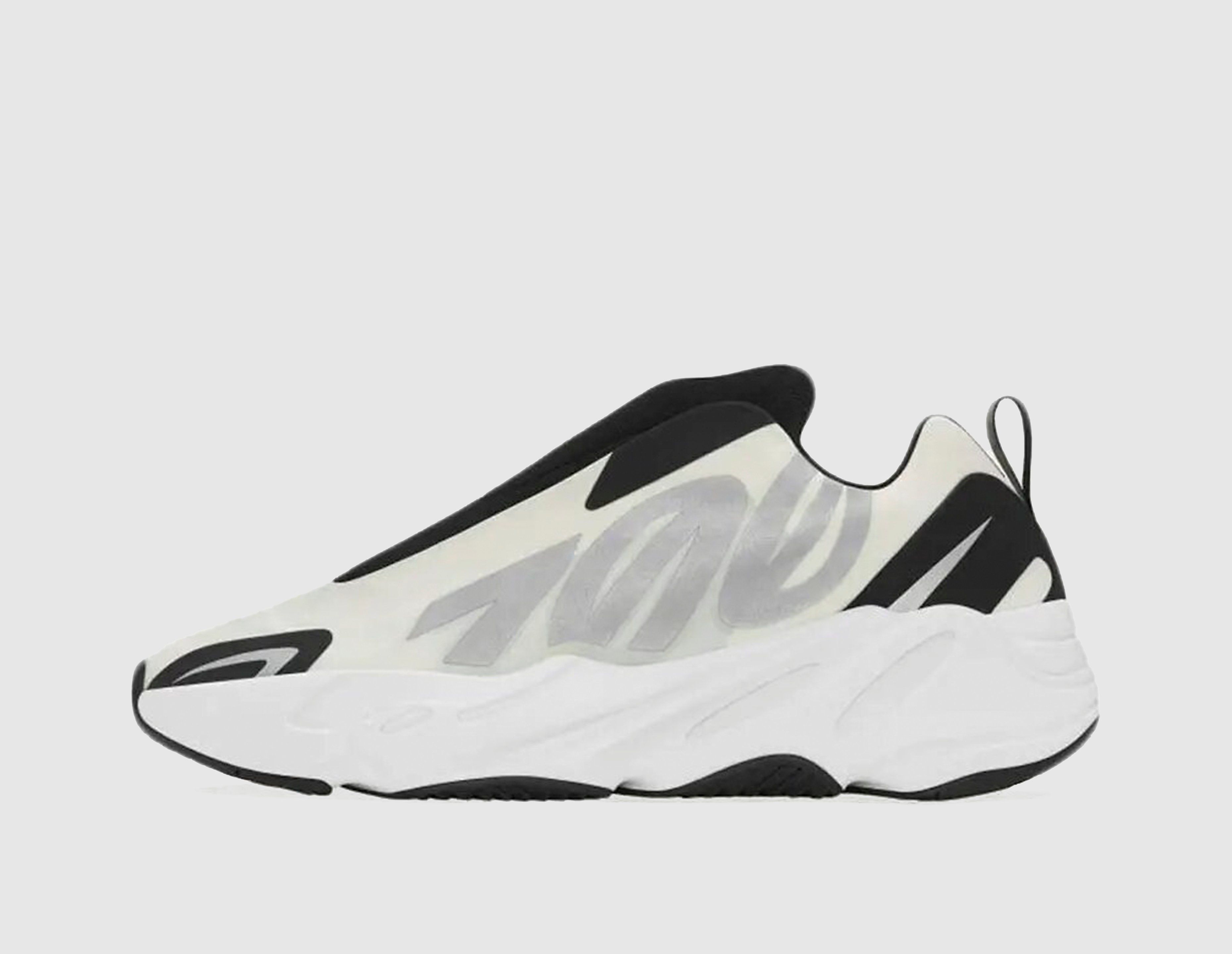 Adidas Originals YEEZY BOOST 700 MNVN Laceless Women's, White