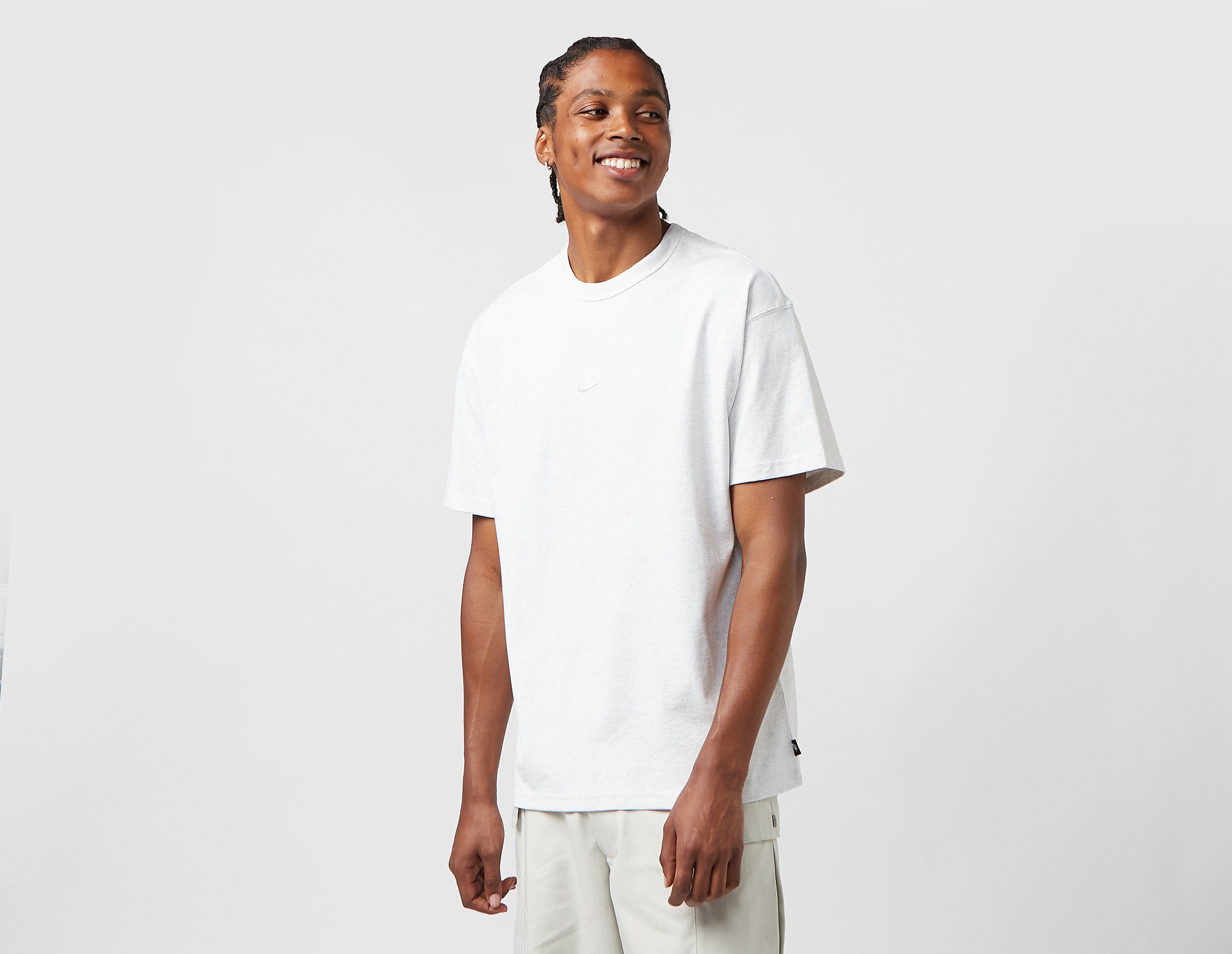 Nike Premium Essentials T-Shirt