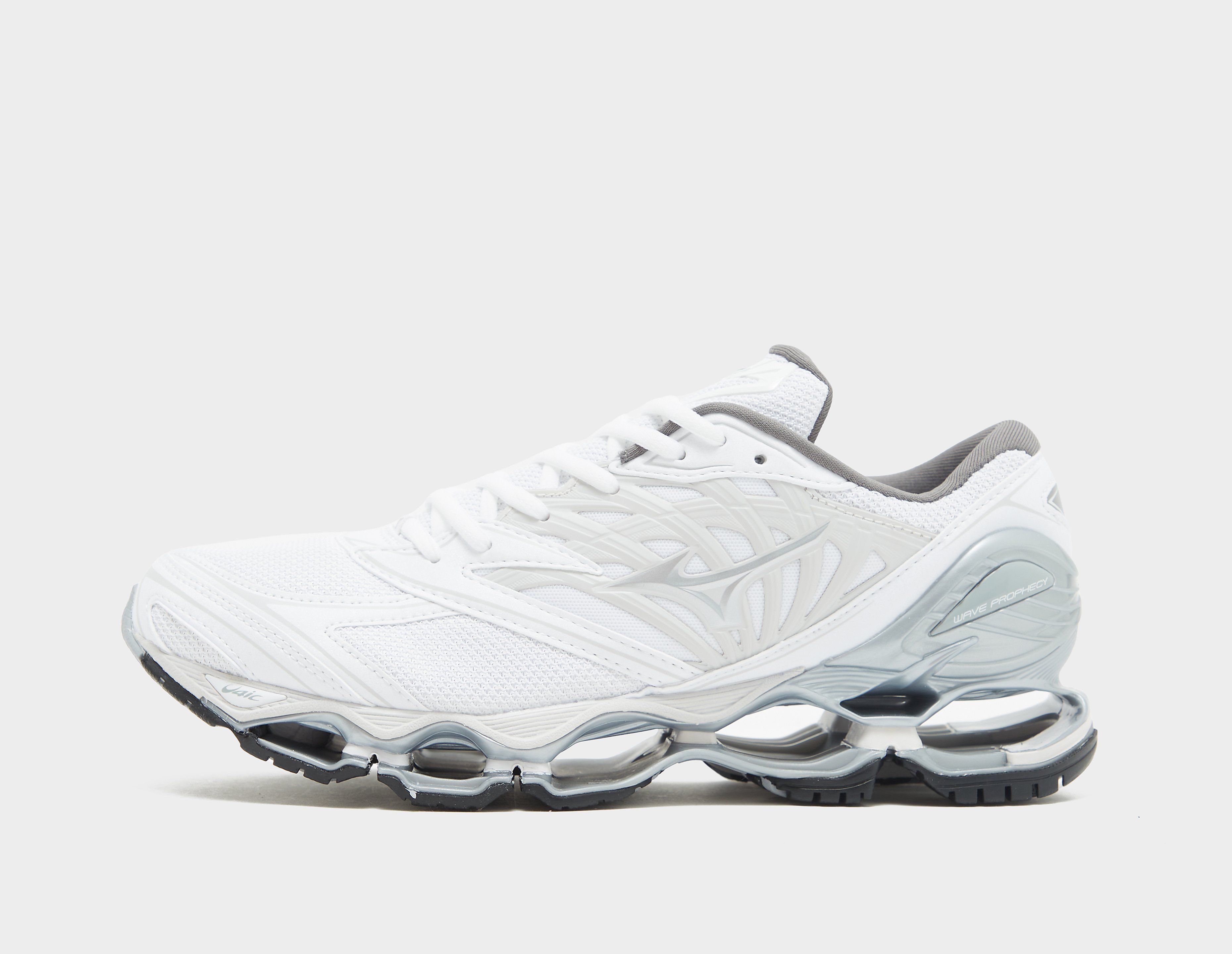 Mizuno Wave Prophecy LS