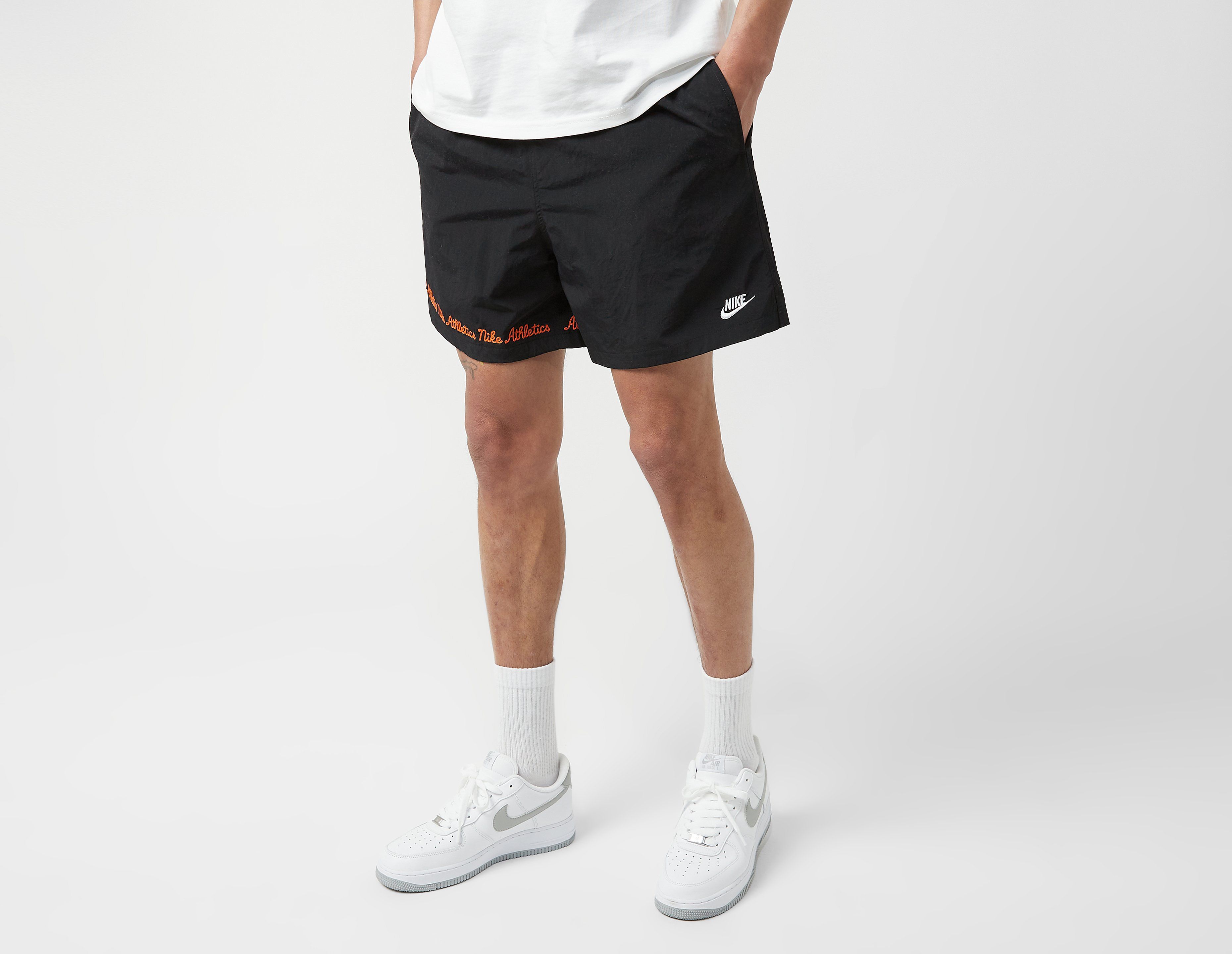 Nike Club Varsity Flow Shorts, Black