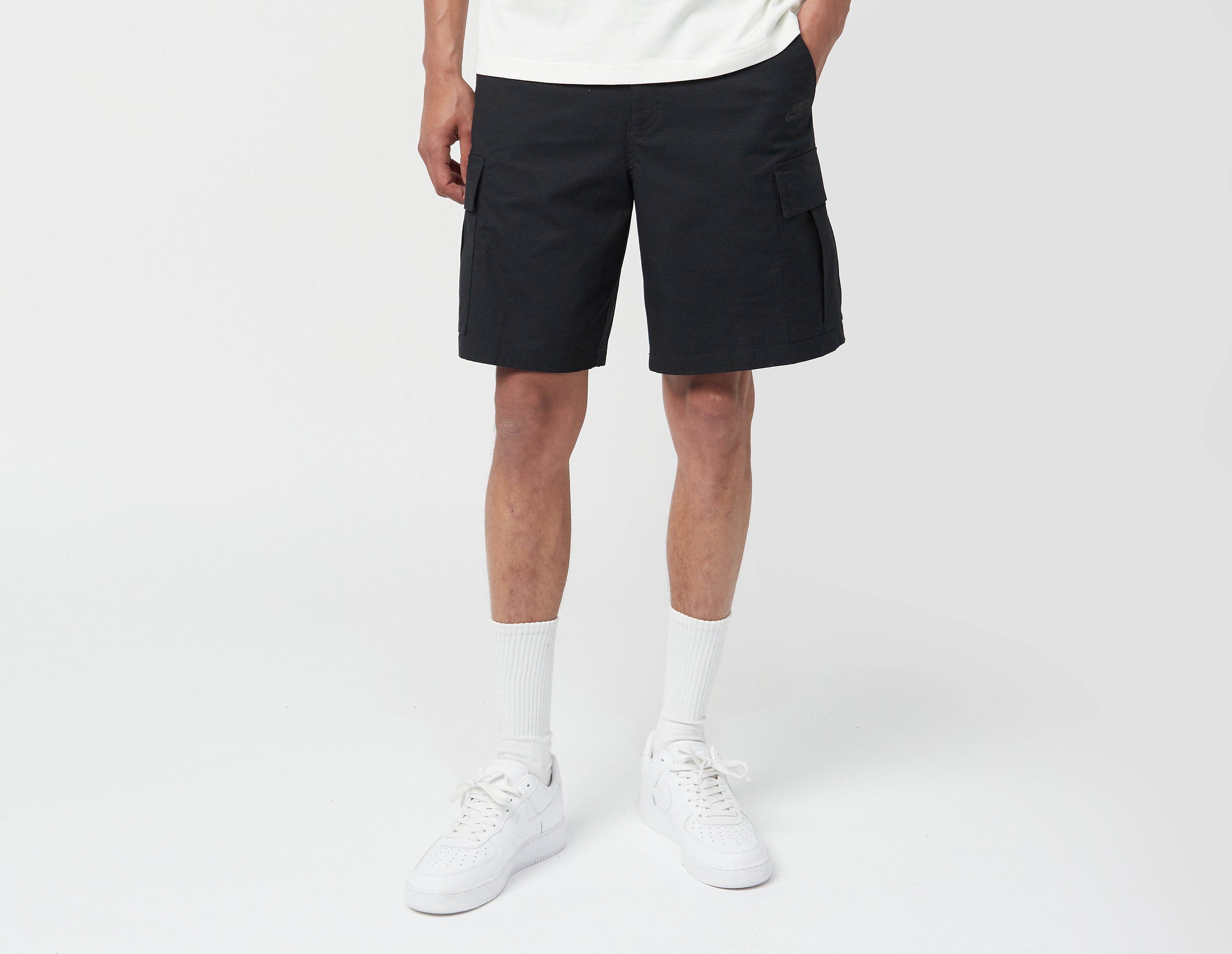 Nike Club Woven Cargo Shorts, Black