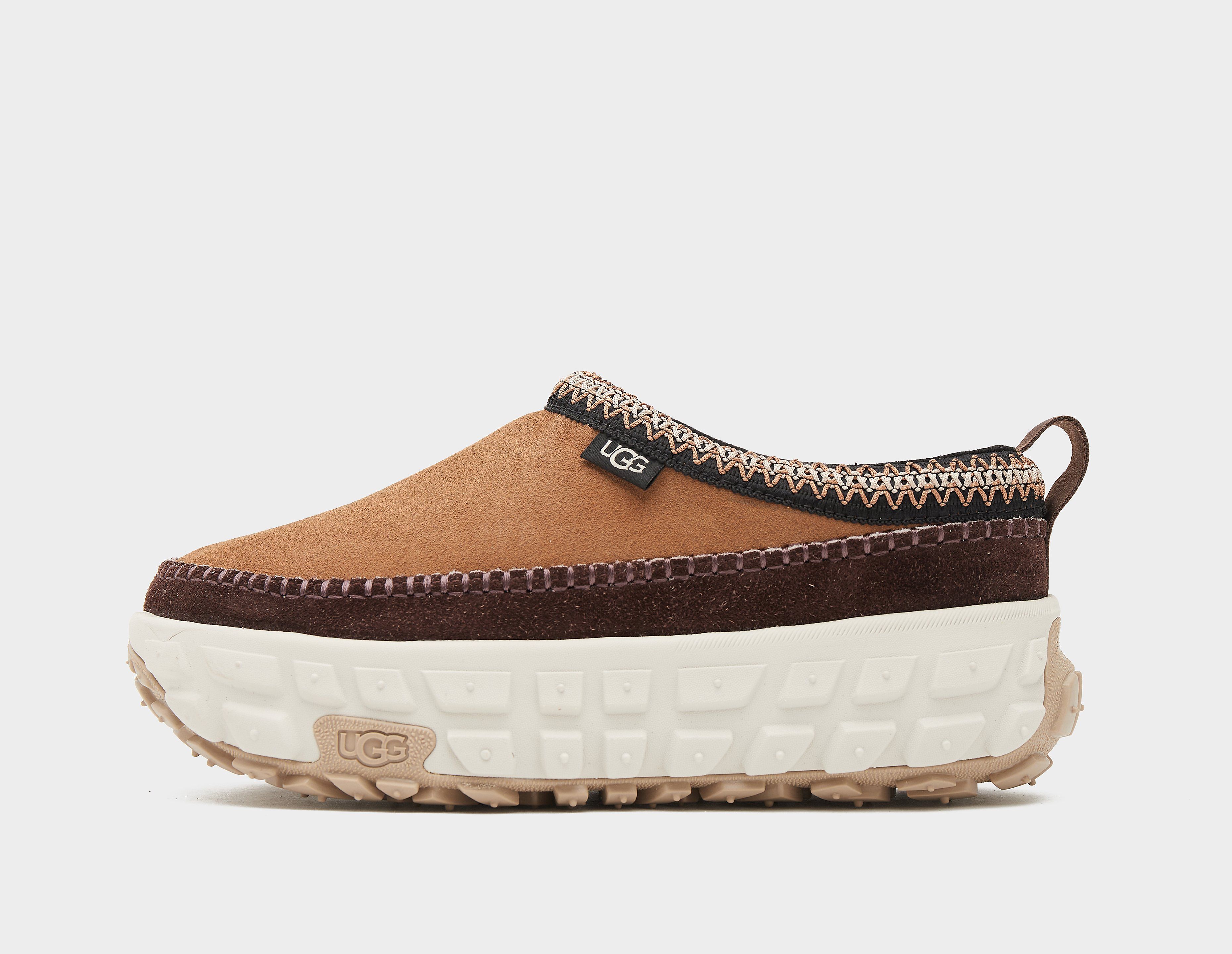 UGG Venture Daze