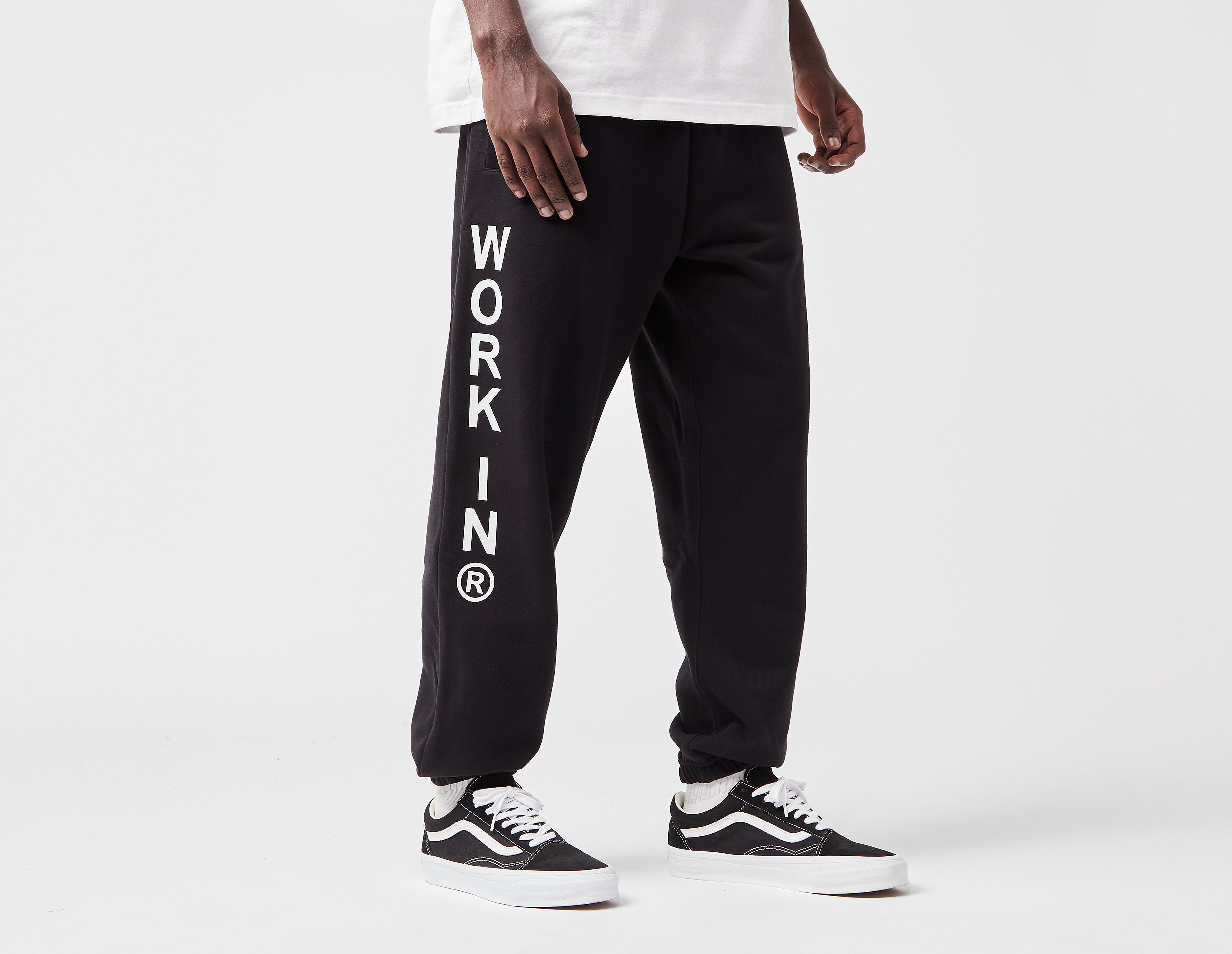 Carhartt WIP Body Of Work Sweat Pant, Black