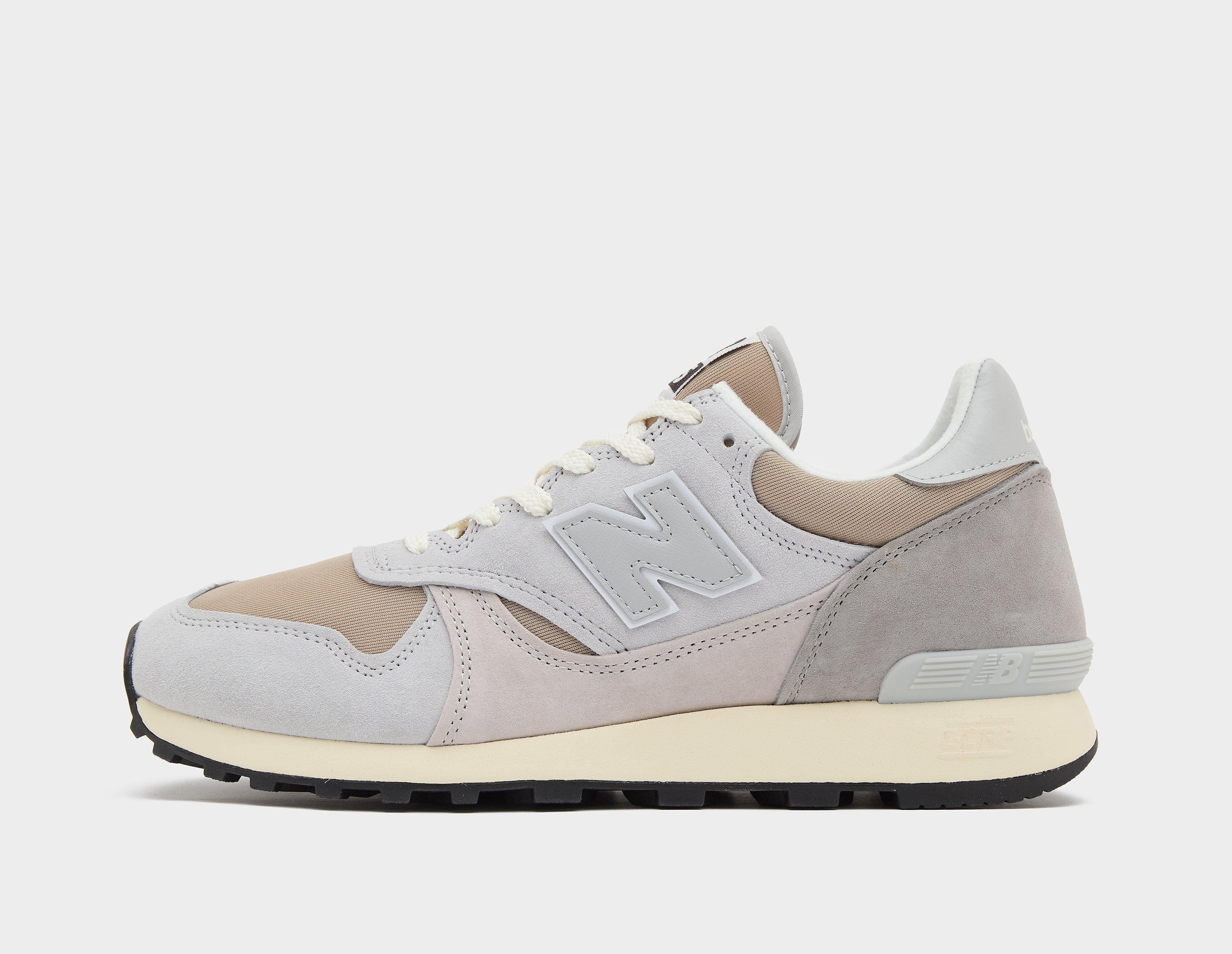 New Balance 475