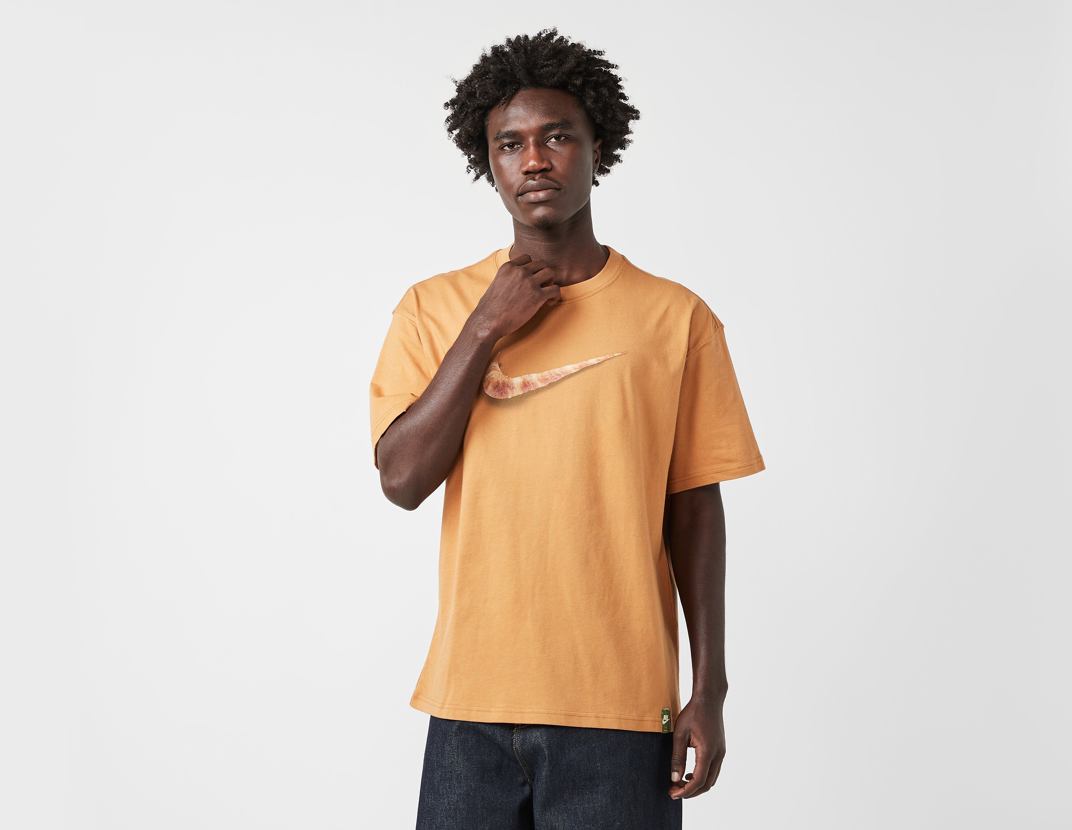 Nike Croissant Swoosh T-Shirt, Brown