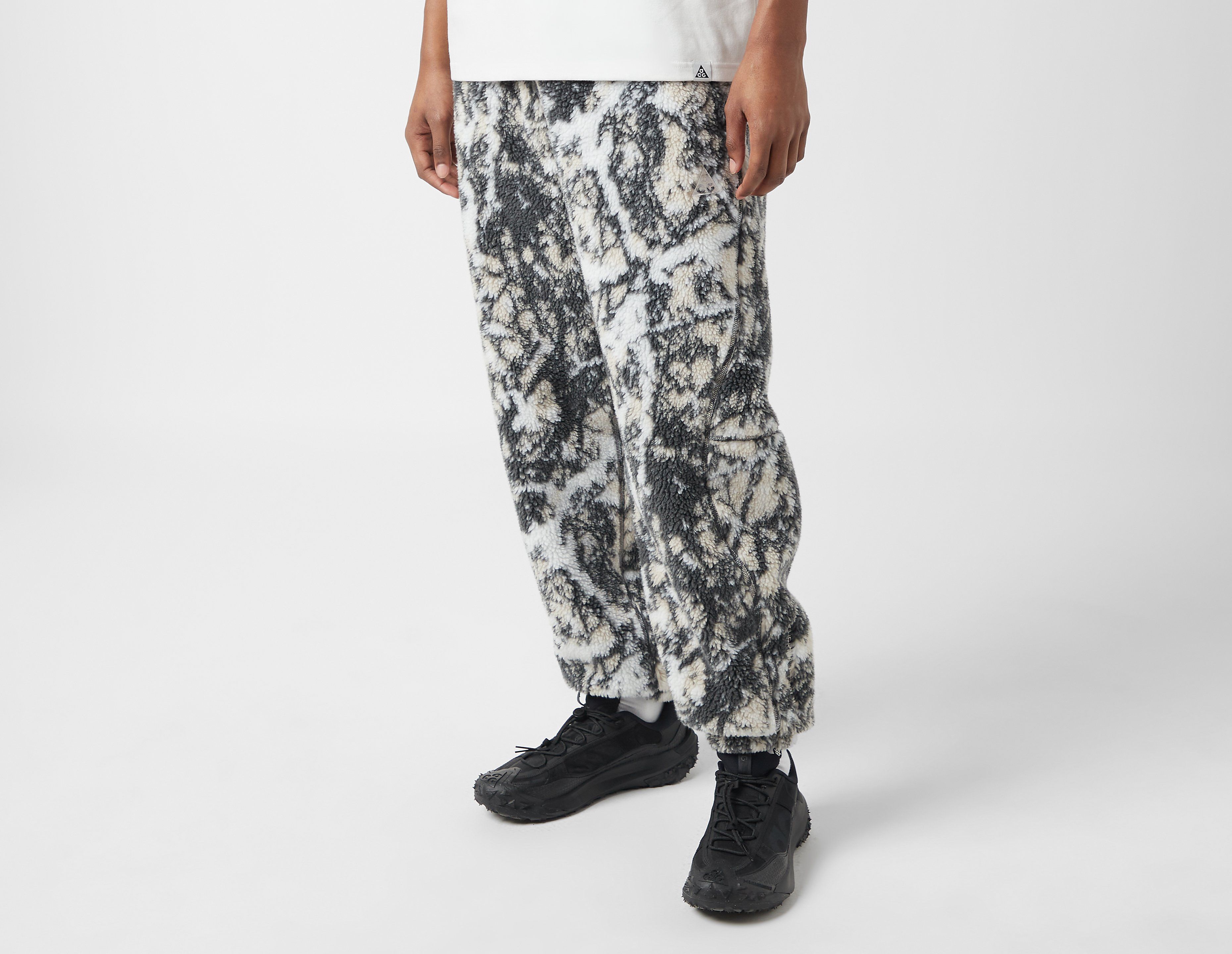 Nike ACG 'Canwell Glacier' Fleece Pants, White