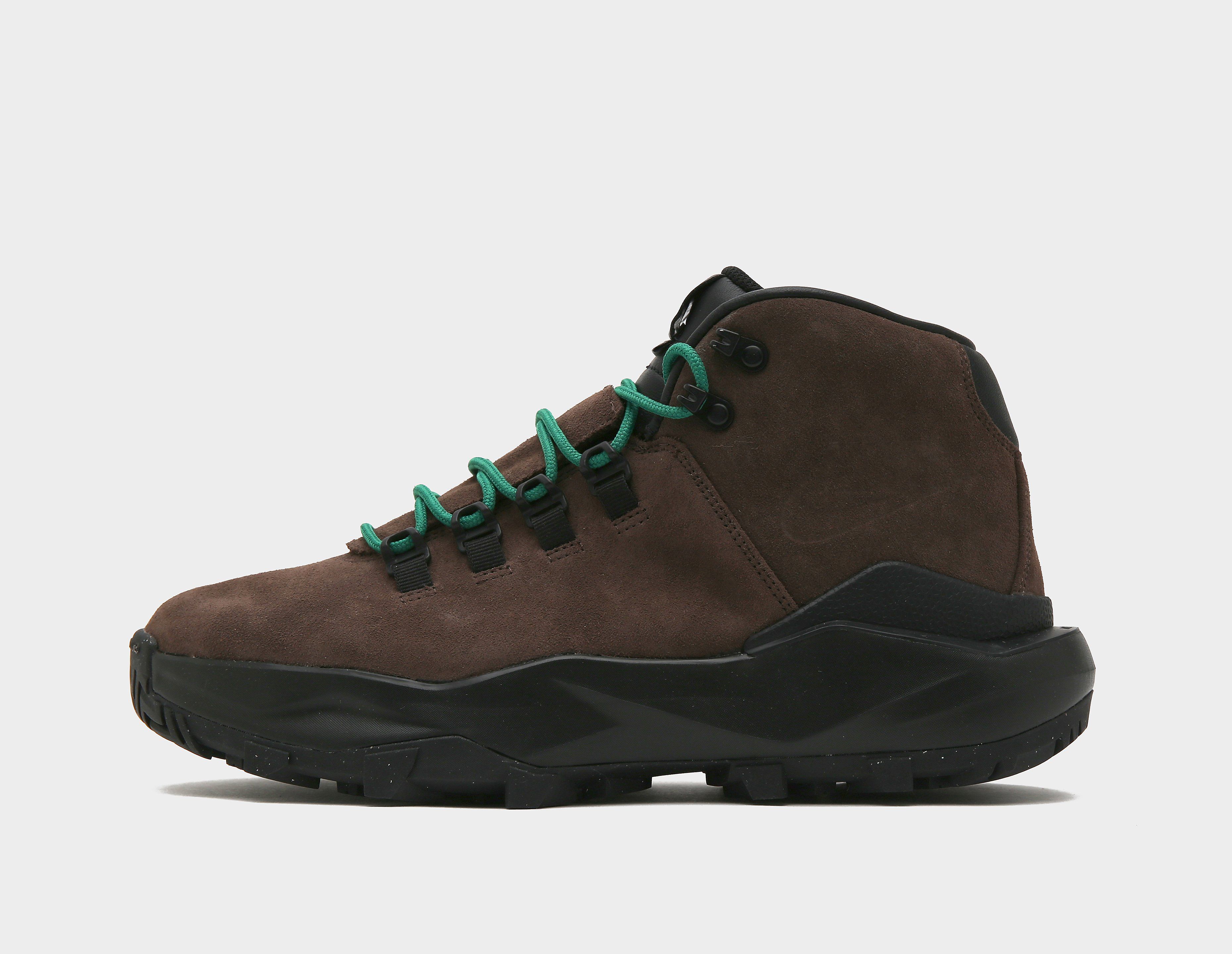 Nike Cygnal