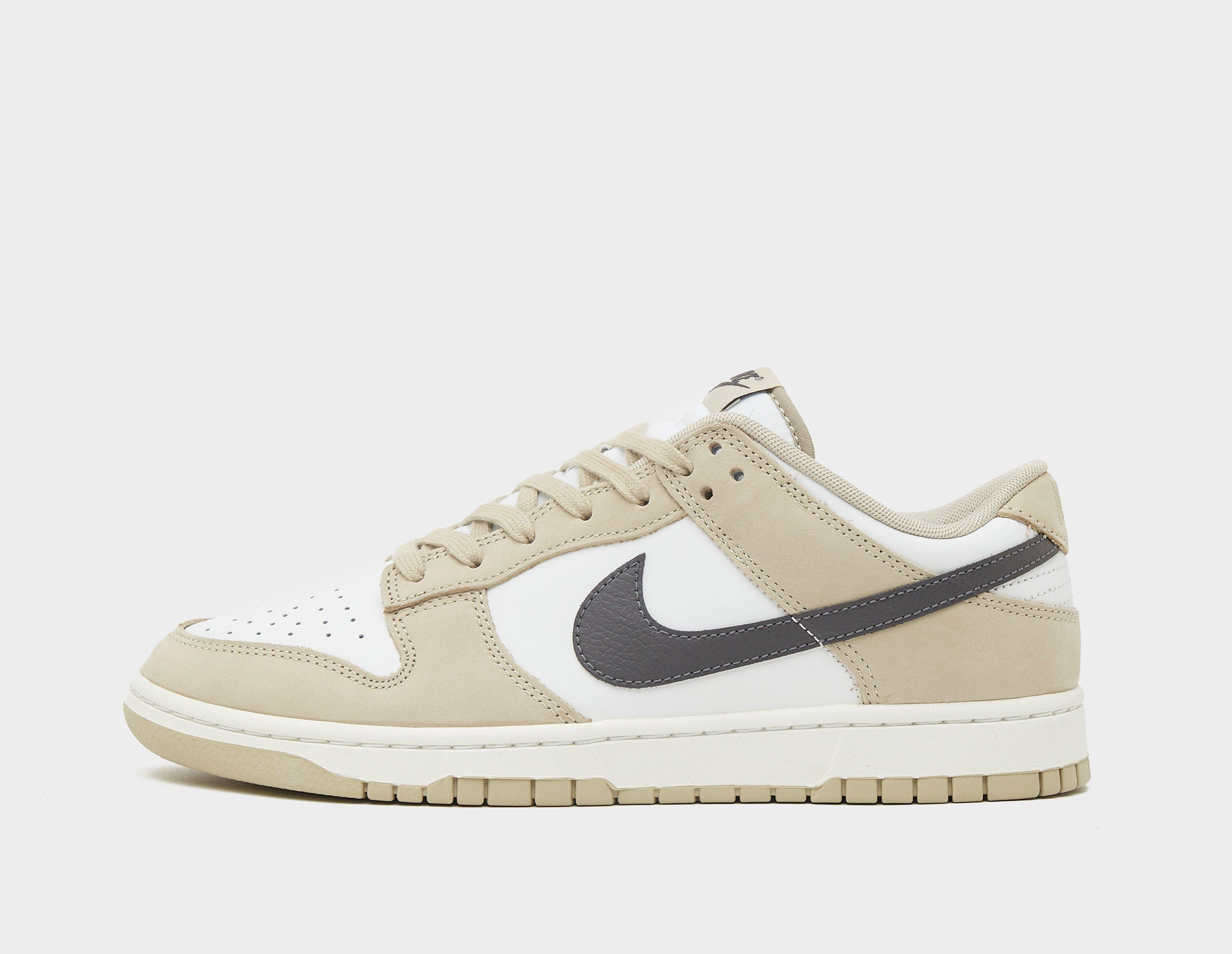 NIKE DUNK LOW - SizeOfficial
