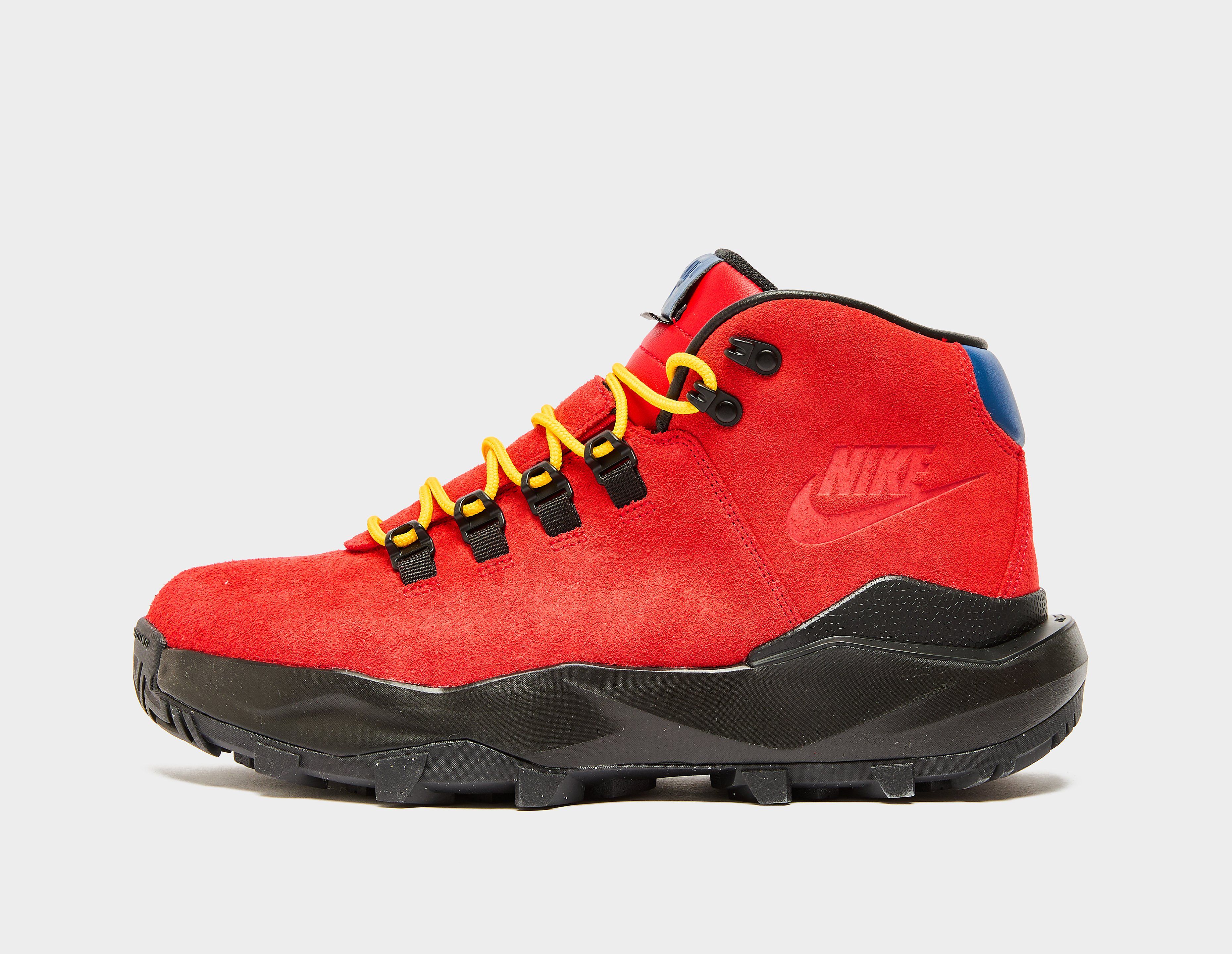 Nike Cygnal