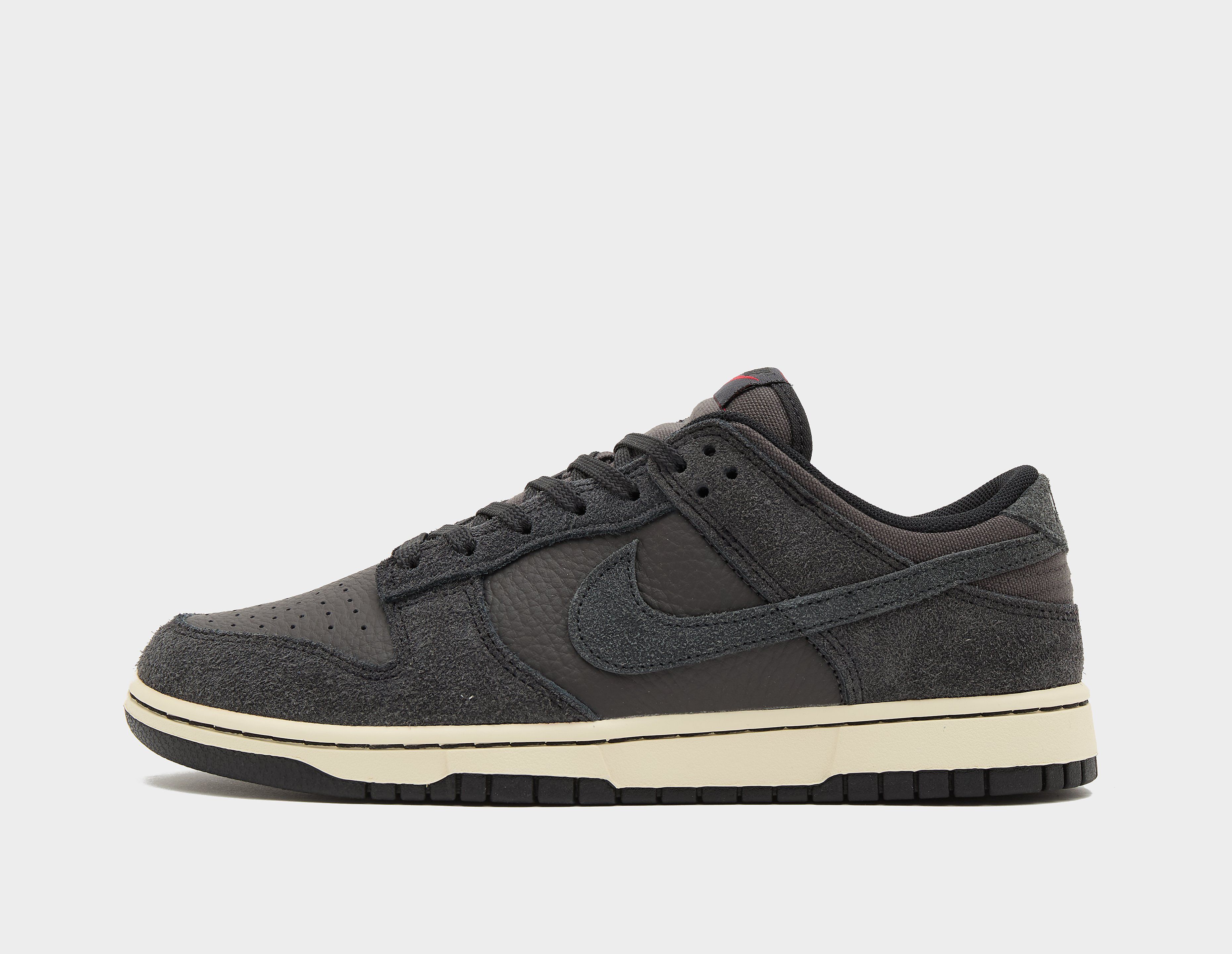 NIKE DUNK LOW - SizeOfficial