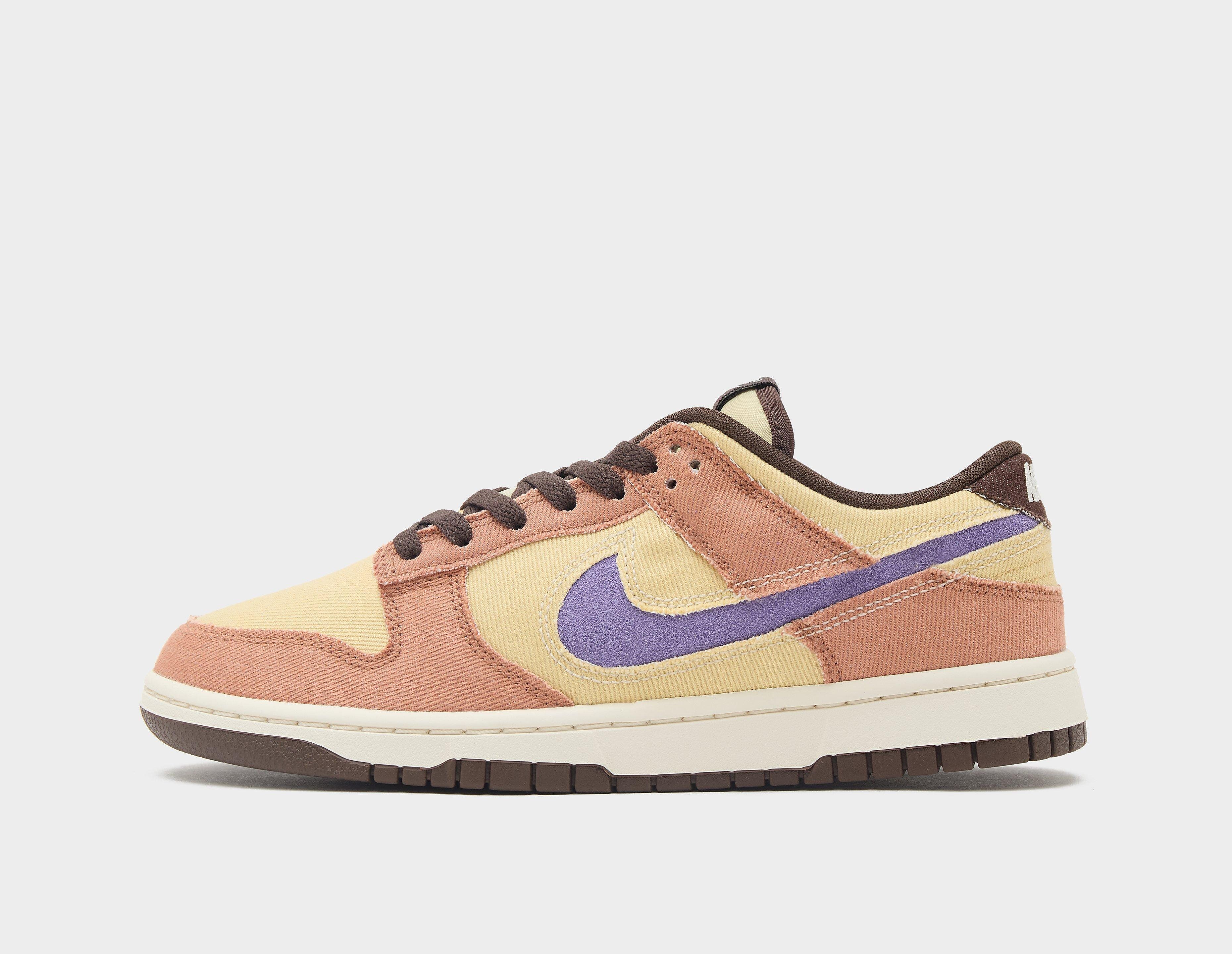 NIKE DUNK LOW - SizeOfficial
