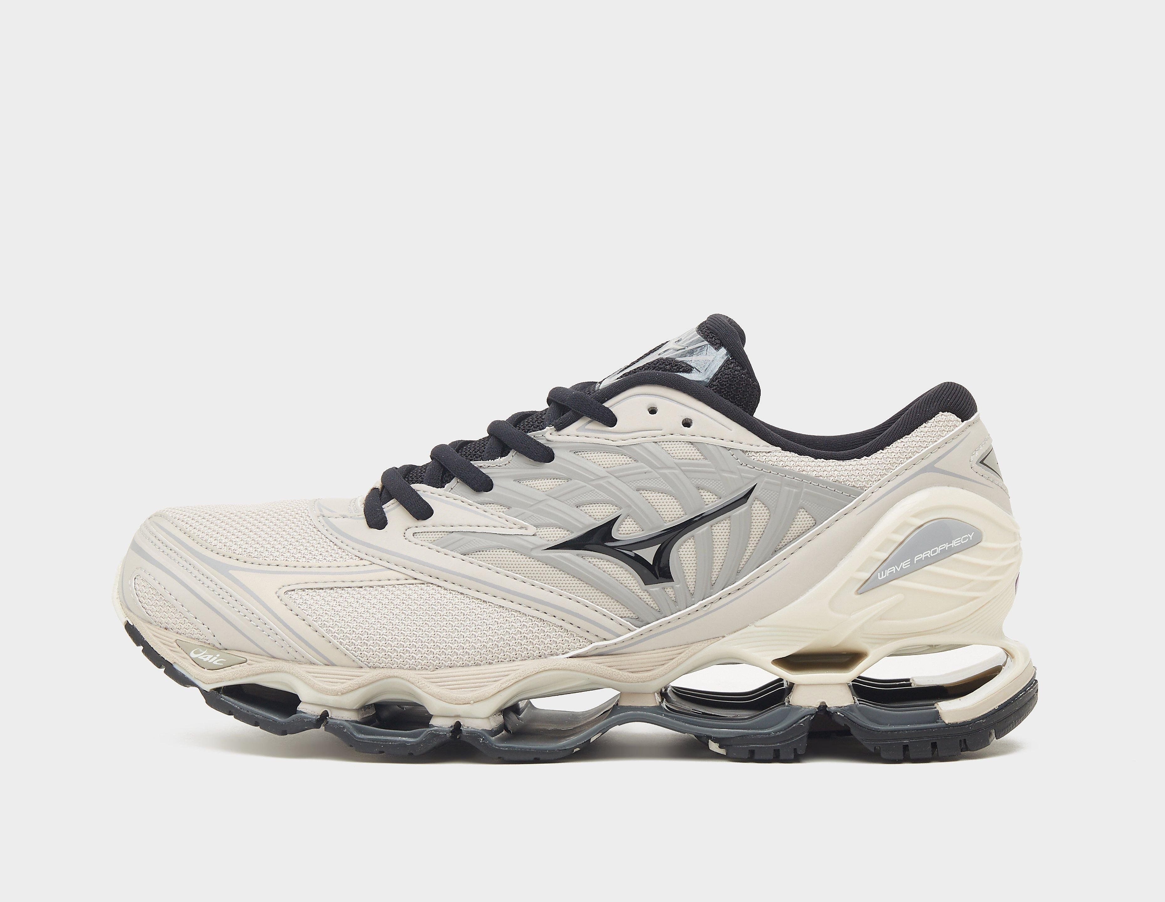 Mizuno Wave Prophecy LS