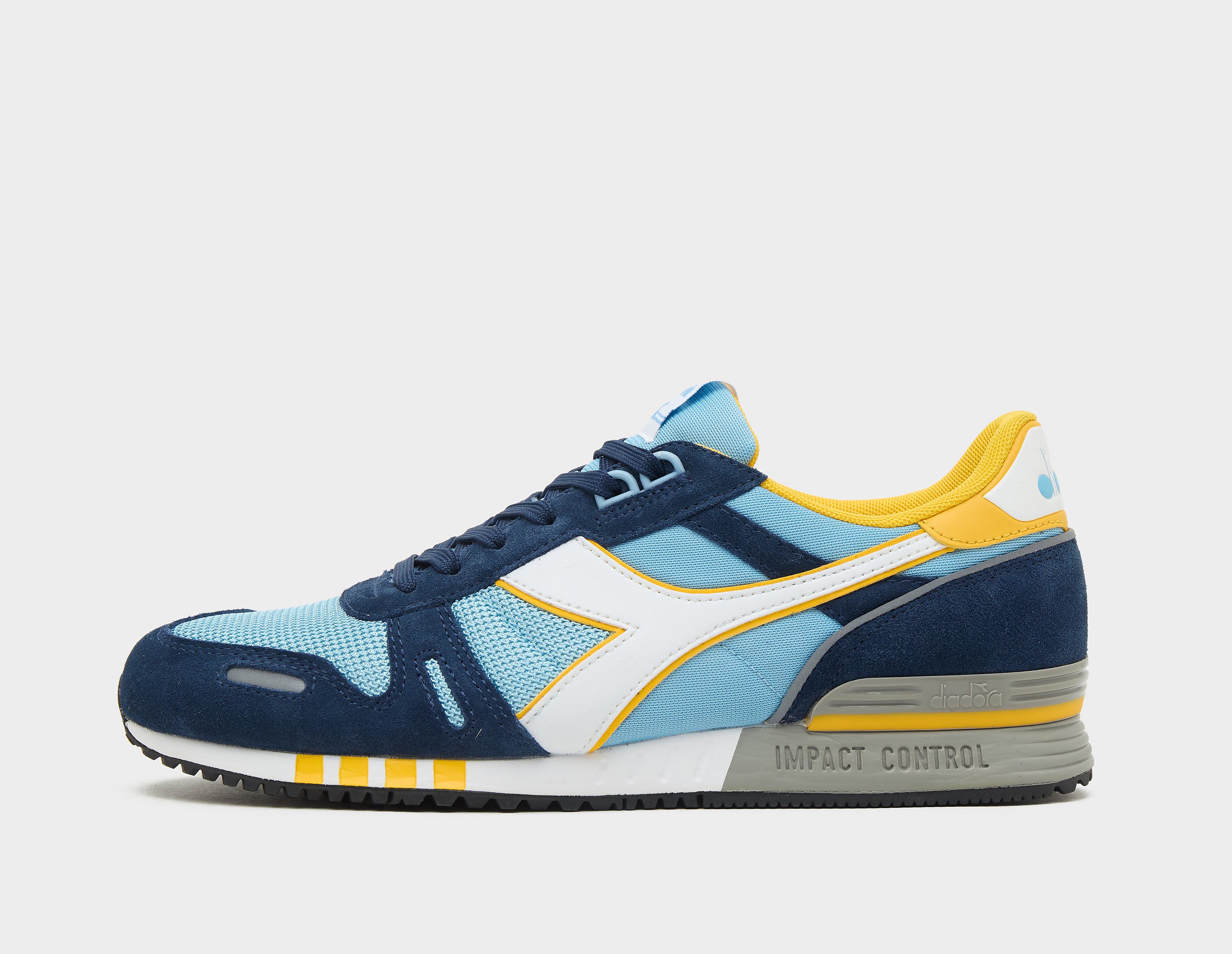 Diadora Titan