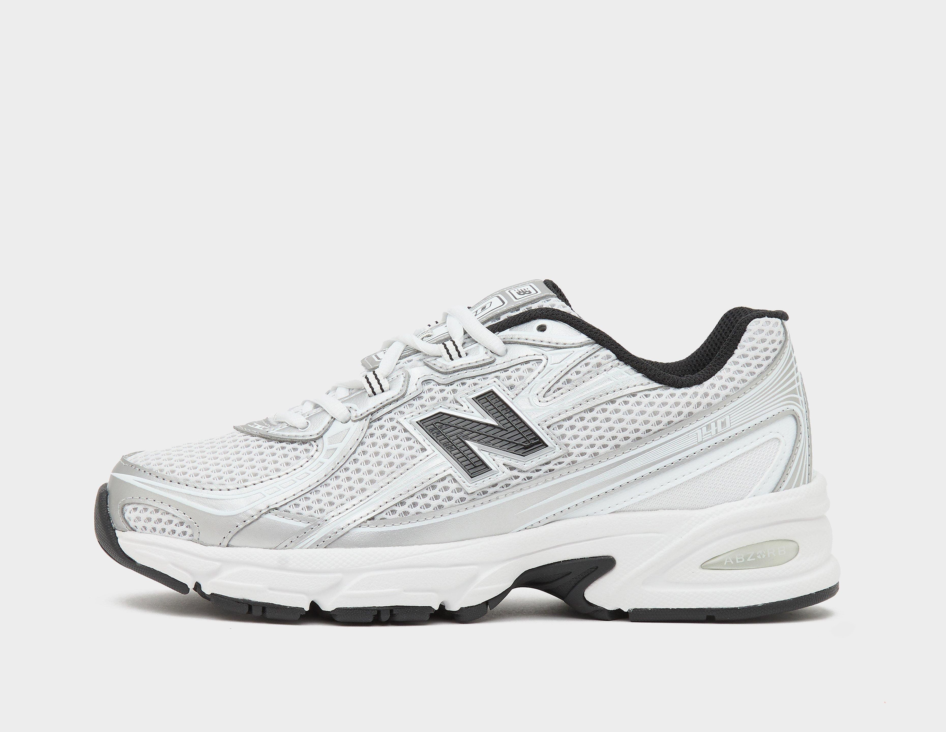 New Balance 740 para mujer, plateado