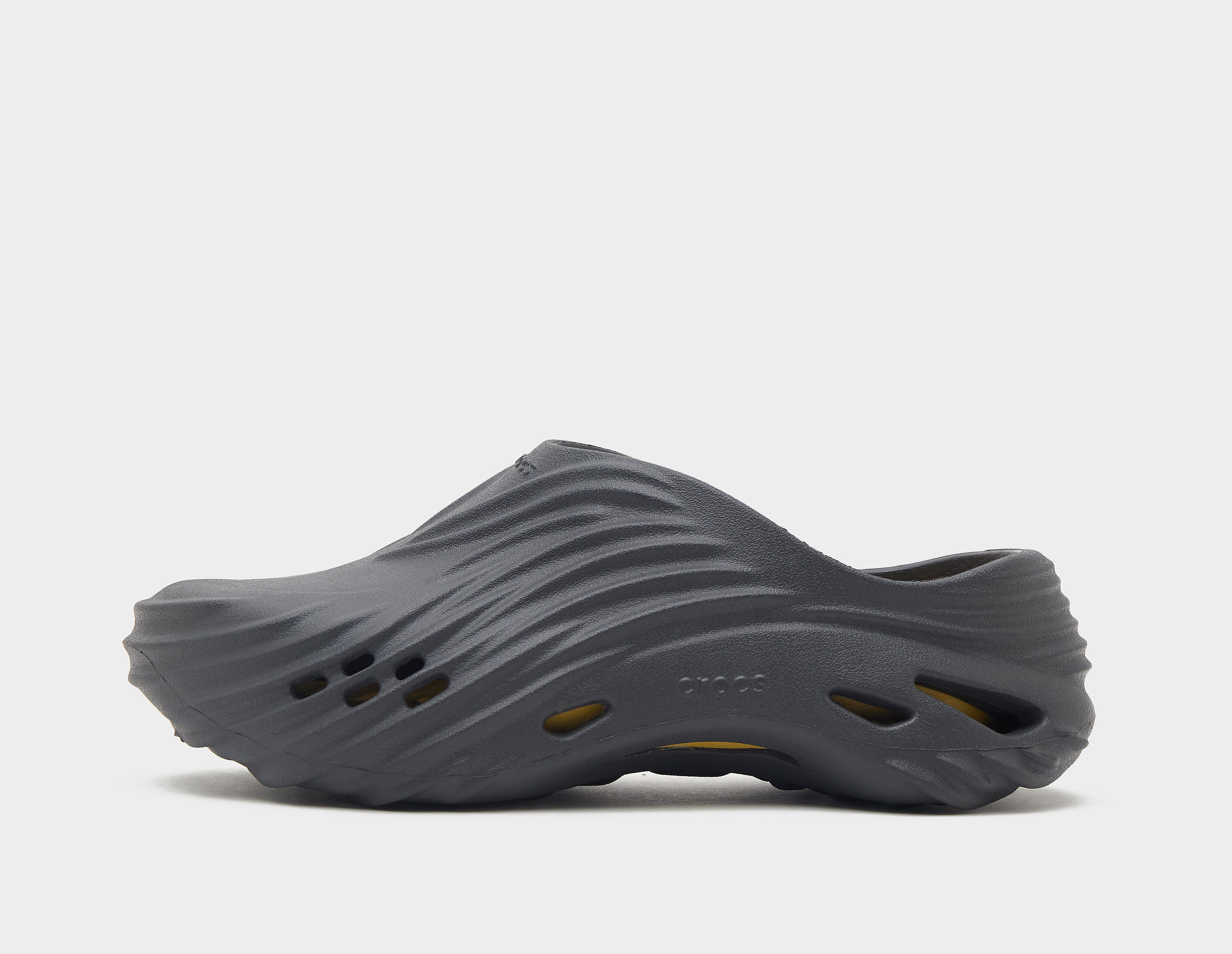 Crocs Echo Wave, negro